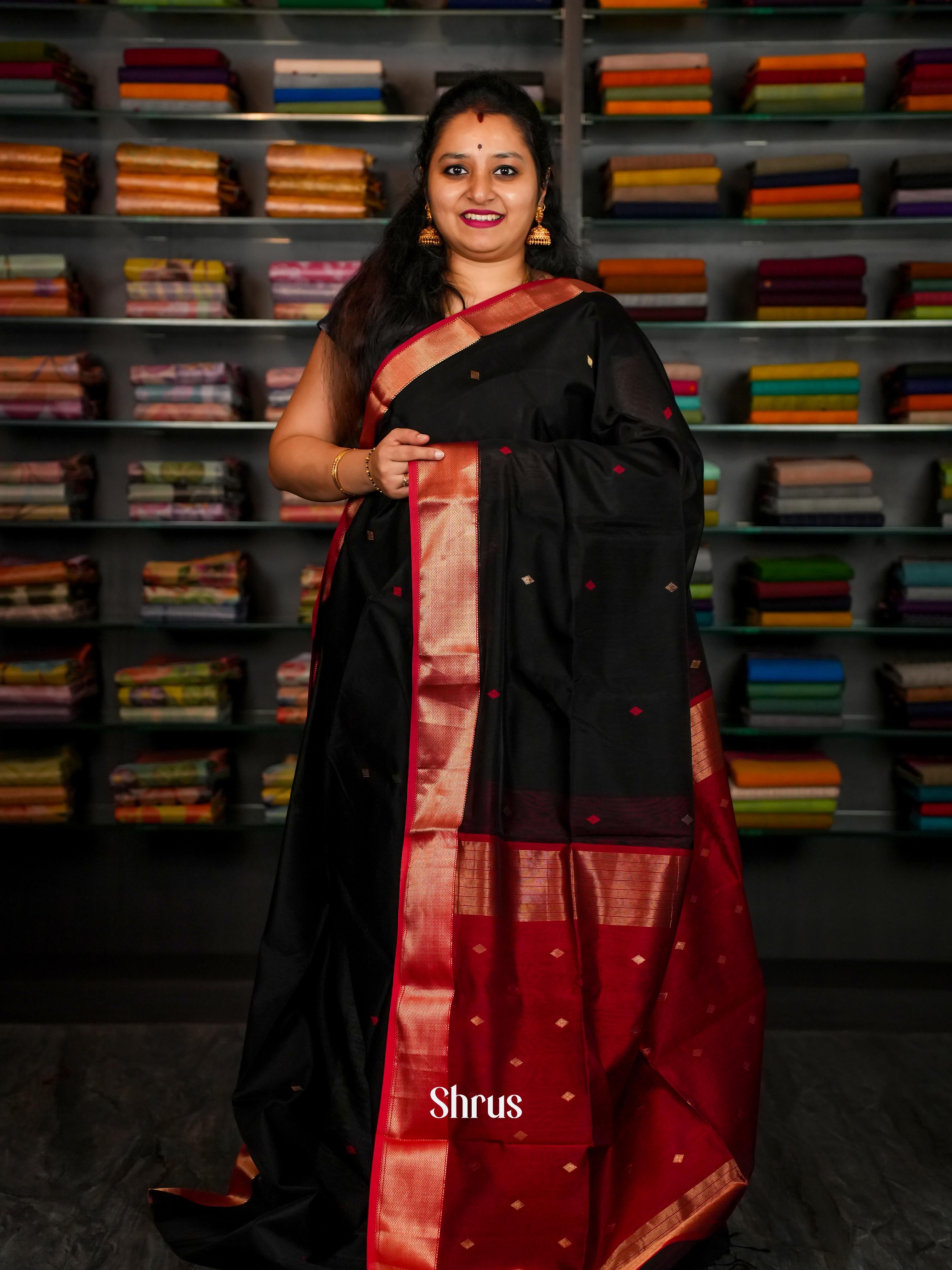 Black Red Maheshwari silkcotton - Shop on ShrusEternity.com