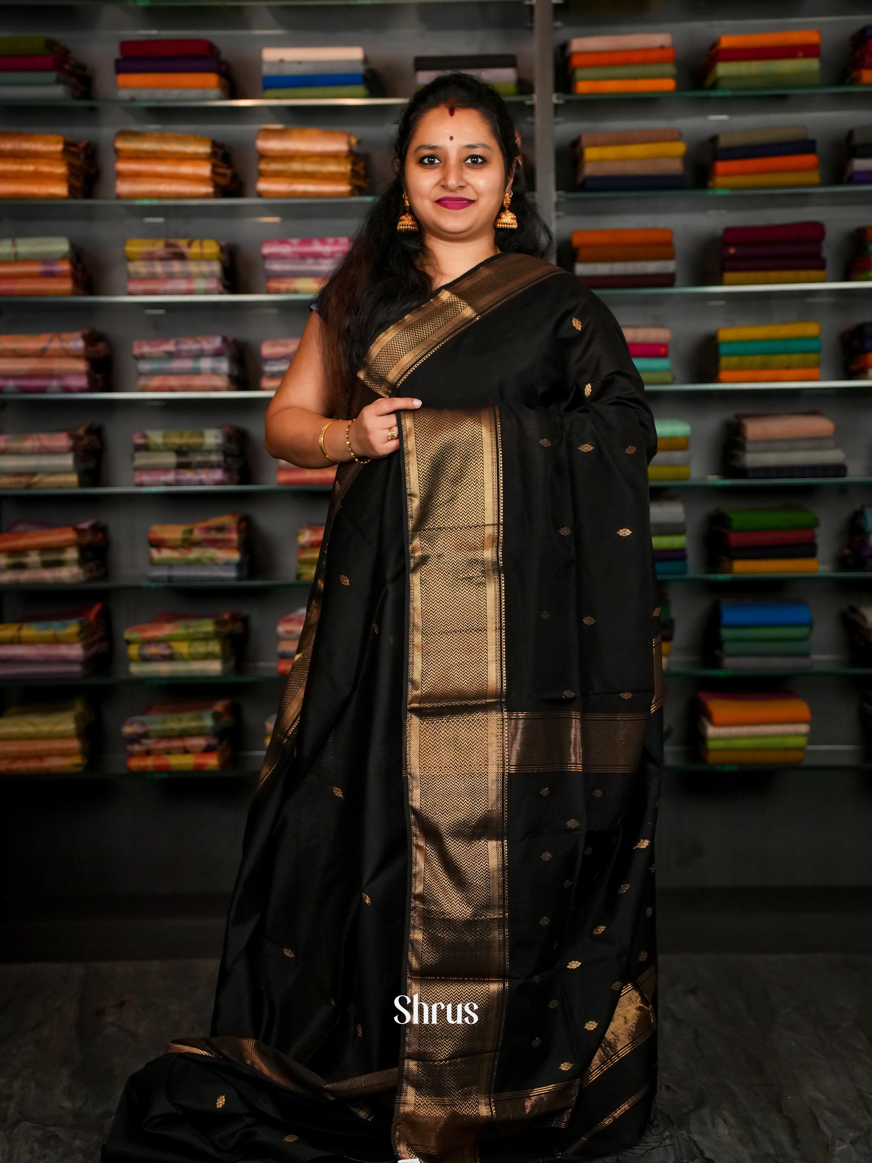 Black - Maheshwari silkcotton Saree - Shop on ShrusEternity.com