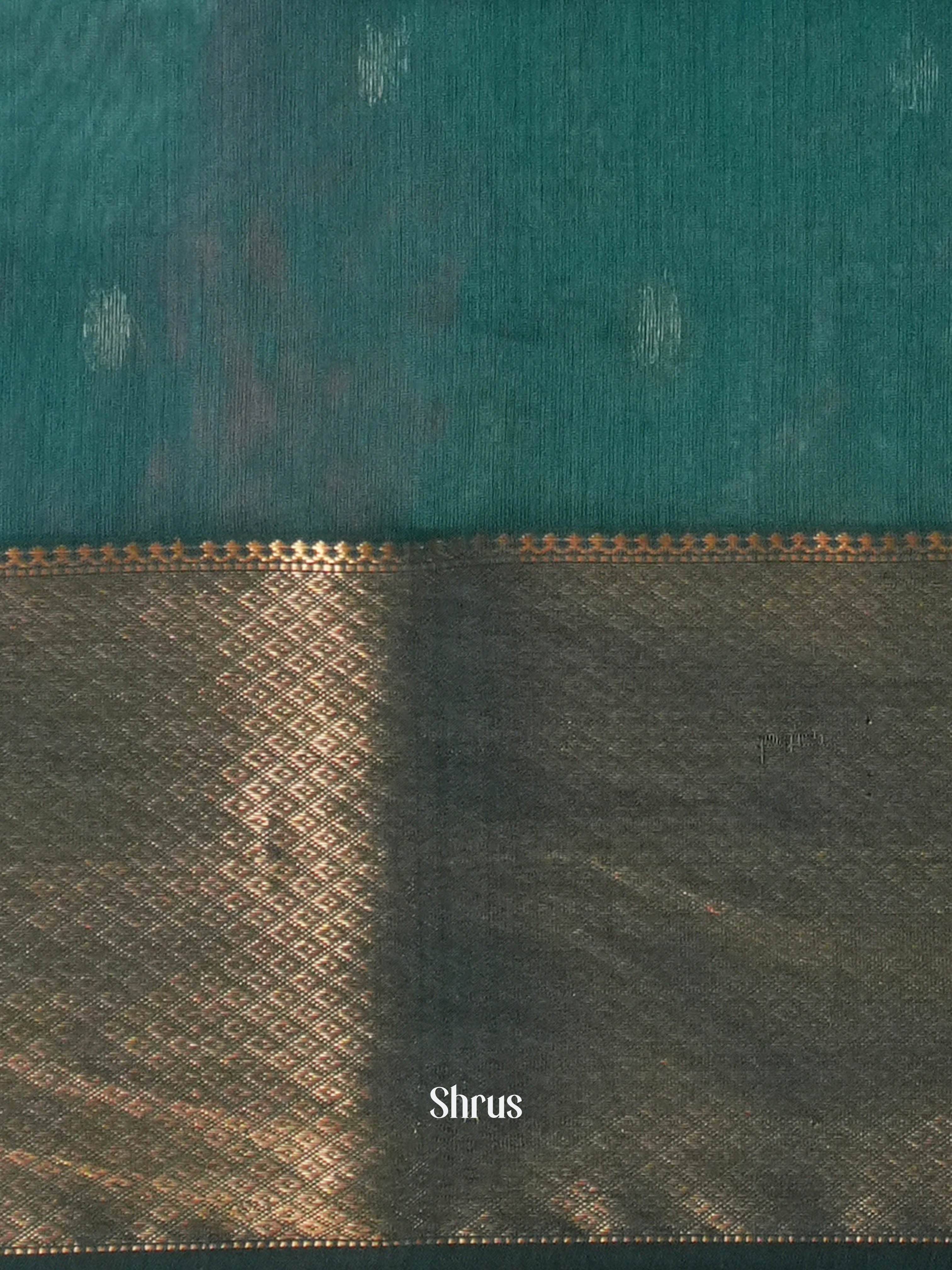 Green Maheshwari silkcotton Saree - Shop on ShrusEternity.com