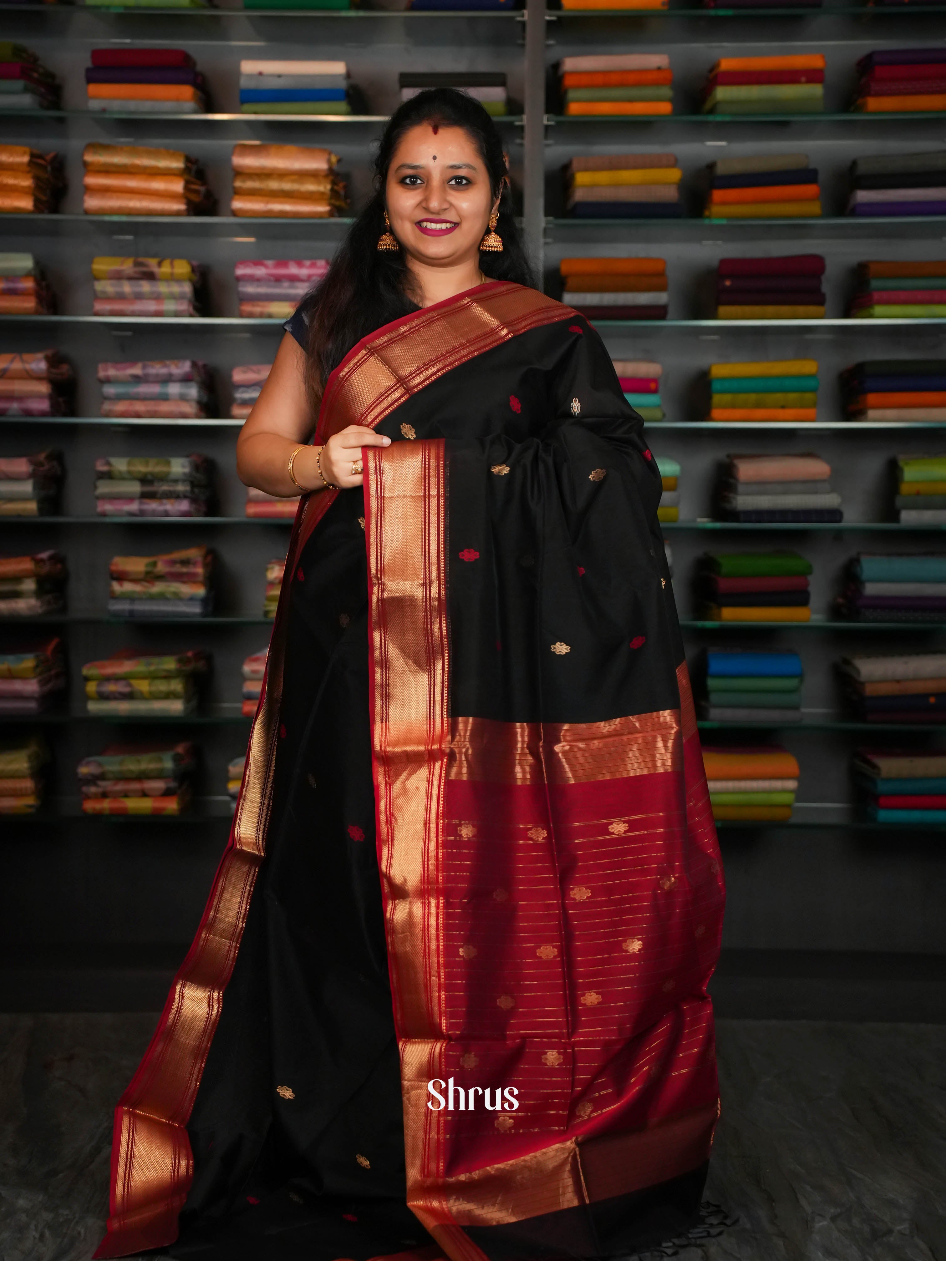 Black Red Maheshwari silkcotton Saree - Shop on ShrusEternity.com