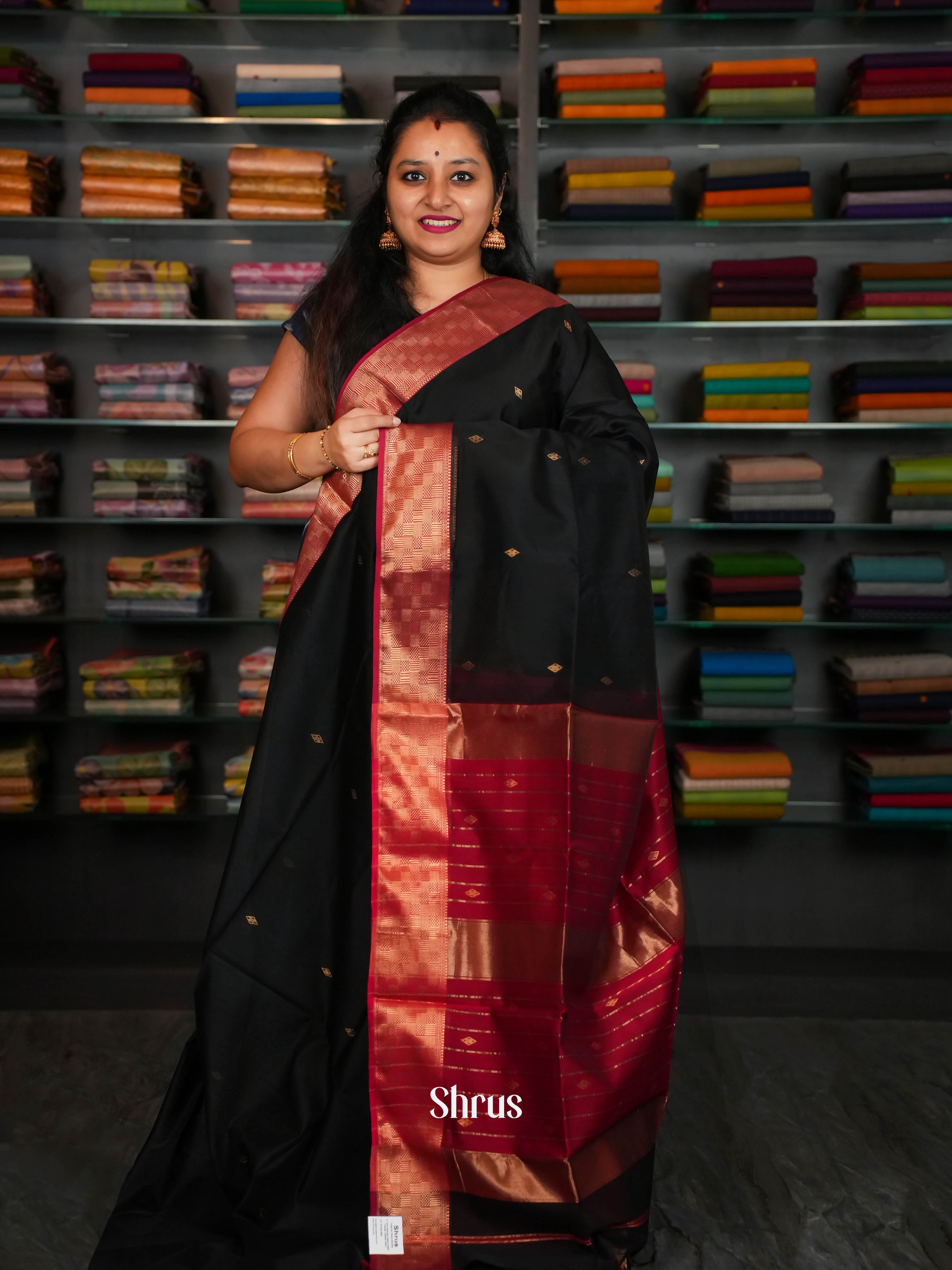 Black & Red - Maheshwari silkcotton Saree - Shop on ShrusEternity.com