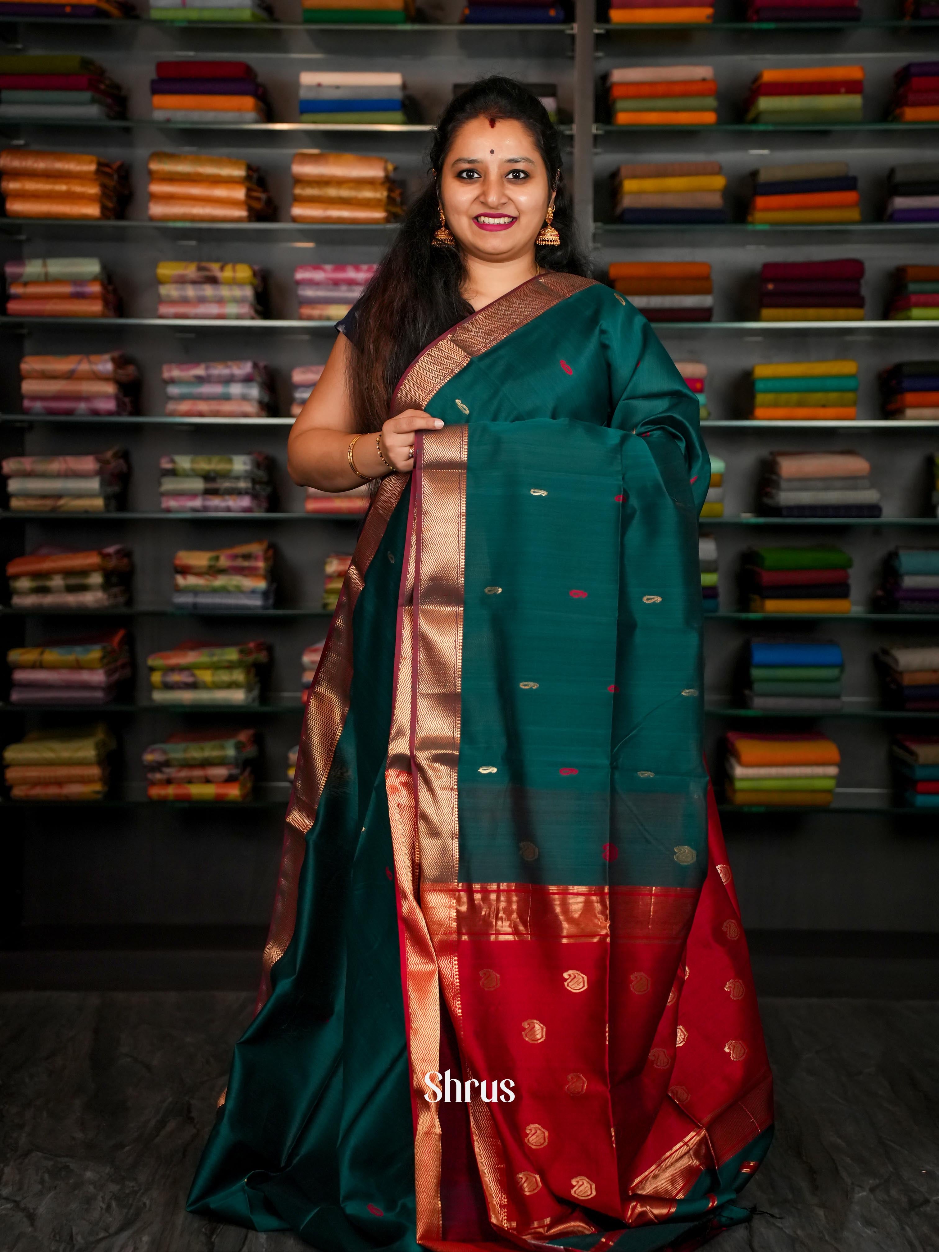 Green Red Maheshwari silkcotton Saree - Shop on ShrusEternity.com