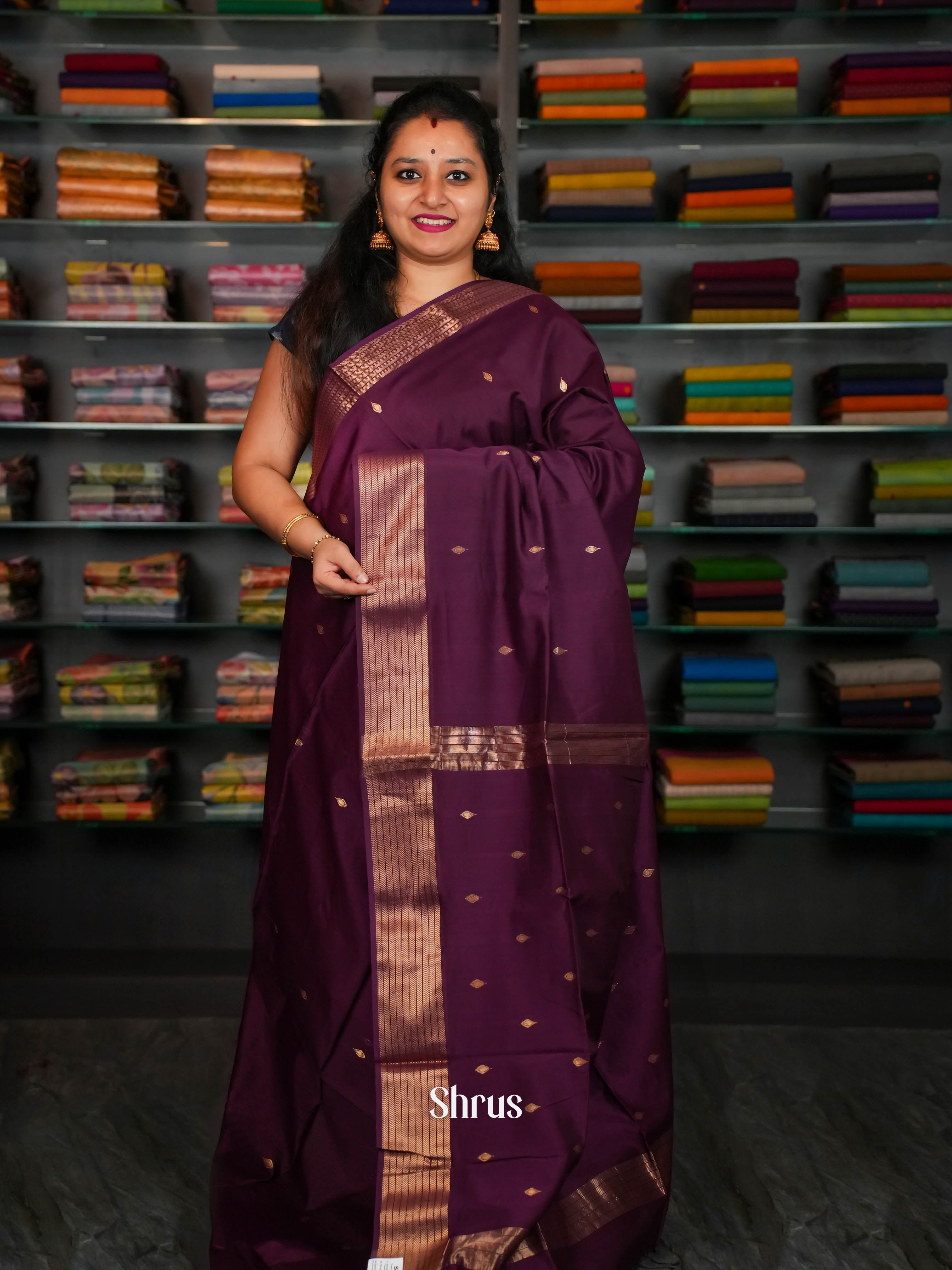 Aesthetic Maroon - Maheshwari silkcotton Saree - Shop on ShrusEternity.com