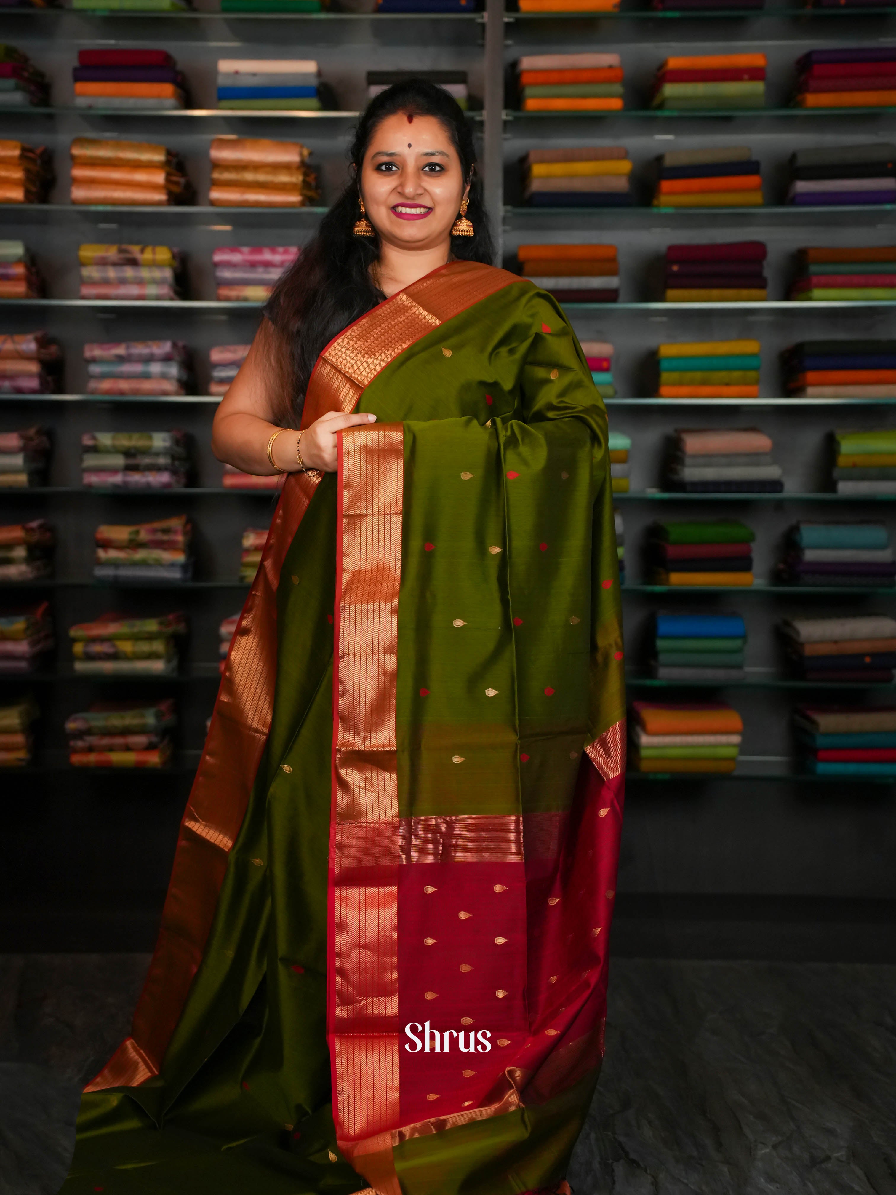 Mehendi green Red Maheshwari silkcotton Saree - Shop on ShrusEternity.com