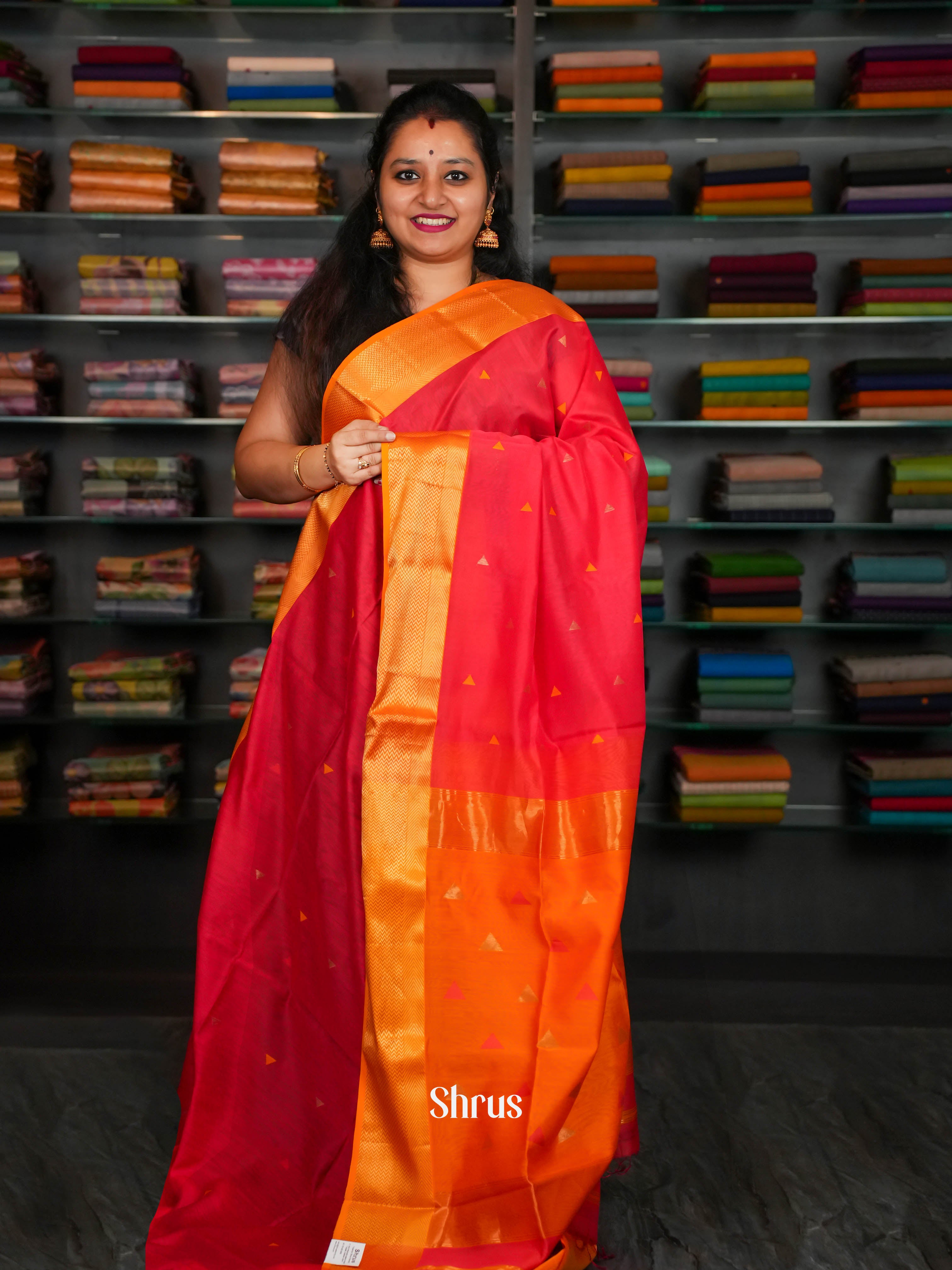 Reddish pink & firey orange Maheshwari silkcotton Saree - Shop on ShrusEternity.com