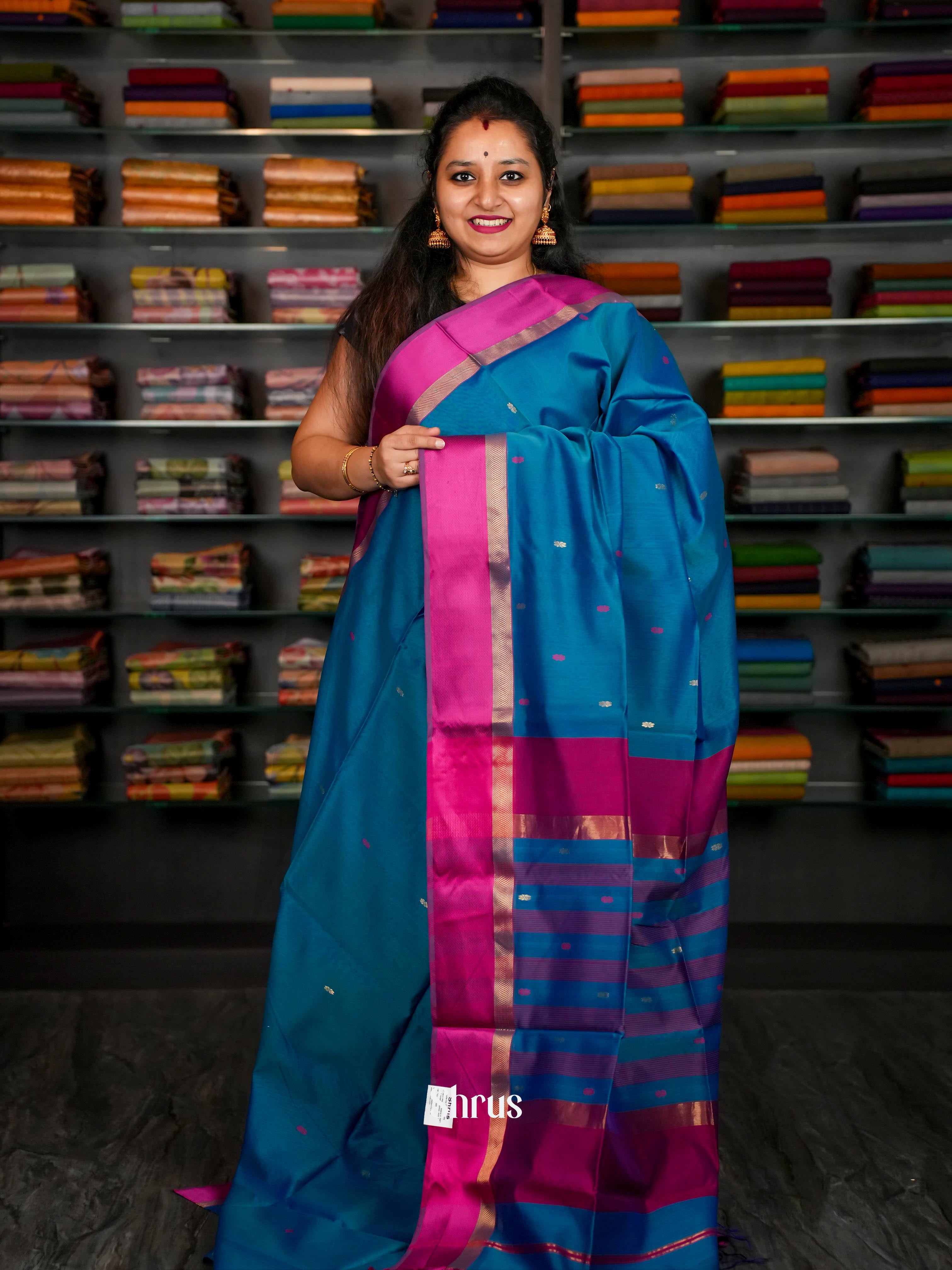 Blue pink Maheshwari silkcotton Saree - Shop on ShrusEternity.com