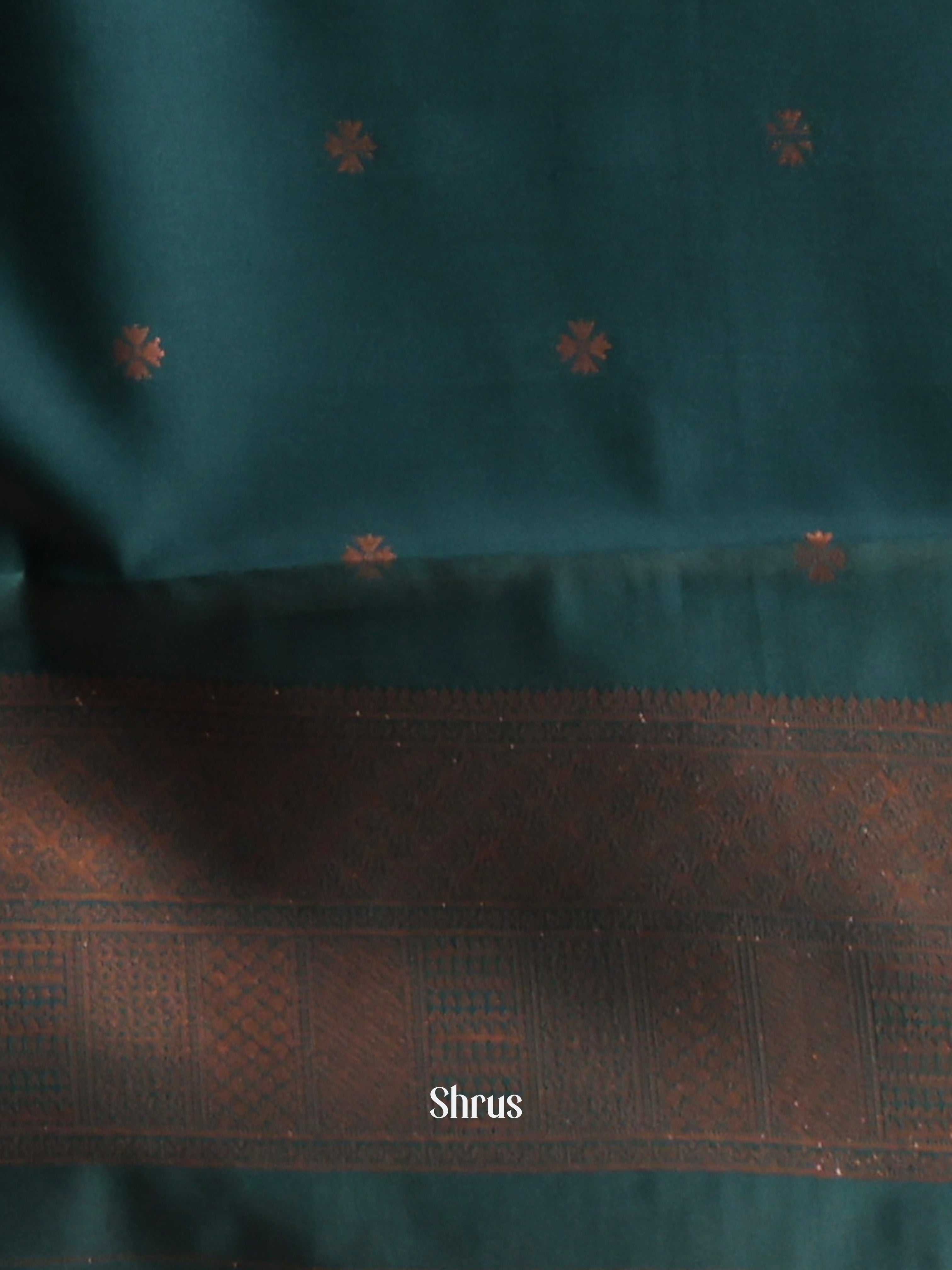Lite Green& Green - Semi Arani Silk Saree - Shop on ShrusEternity.com