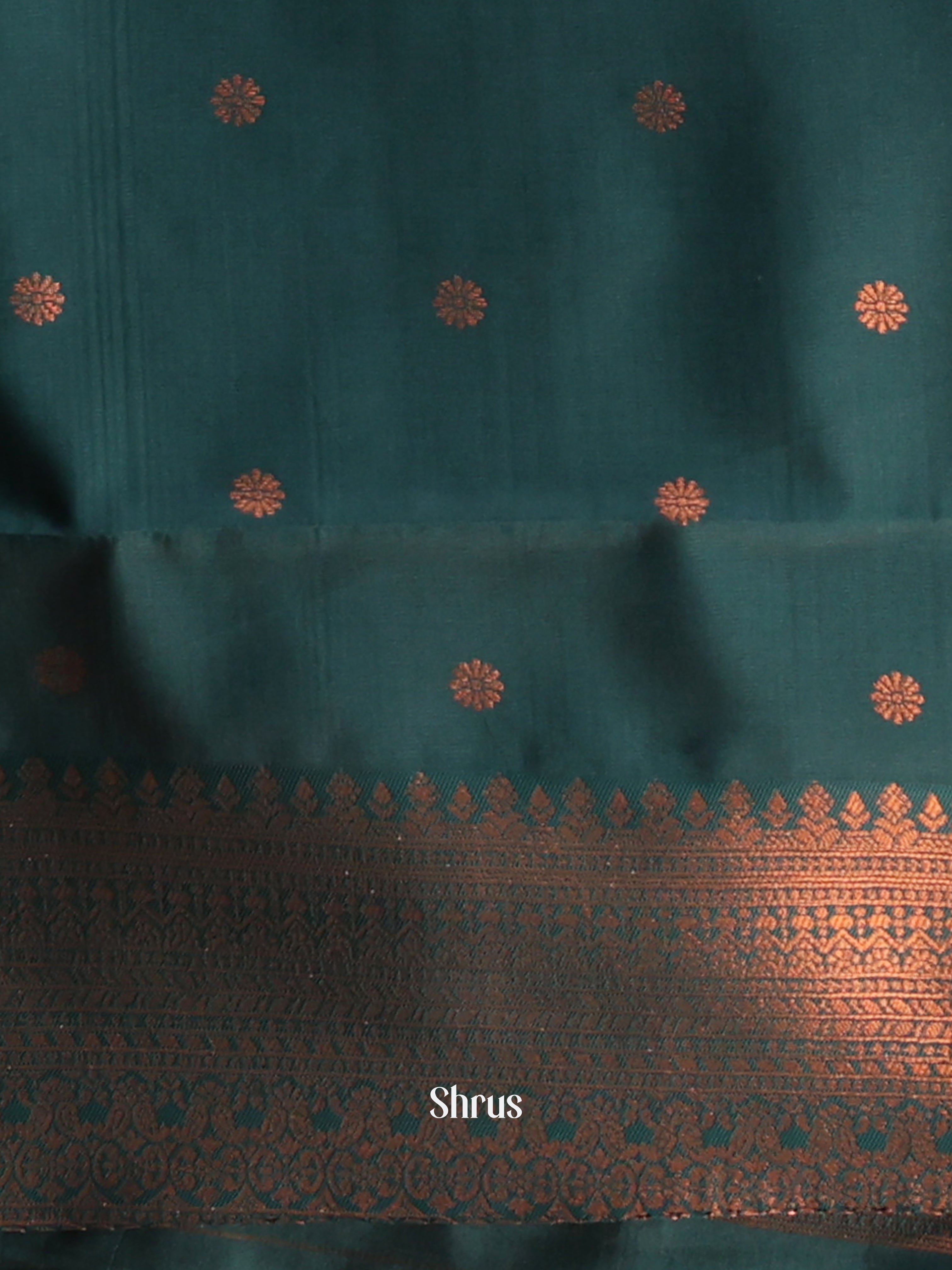 Lite Green & Green - Semi Arani Silk Saree - Shop on ShrusEternity.com