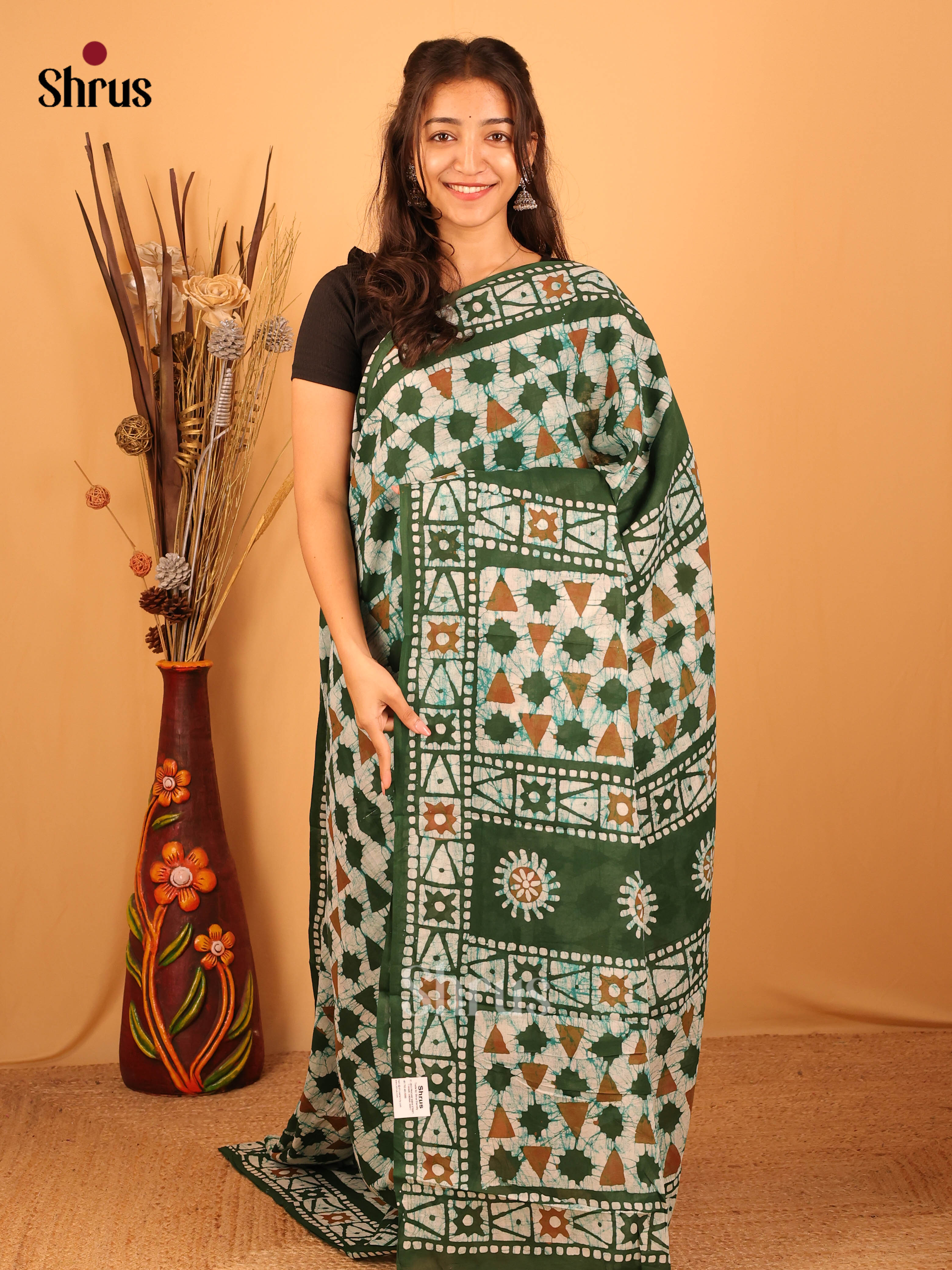 CIS06096 - Jaipur cotton Saree - Shop on Shrus.com