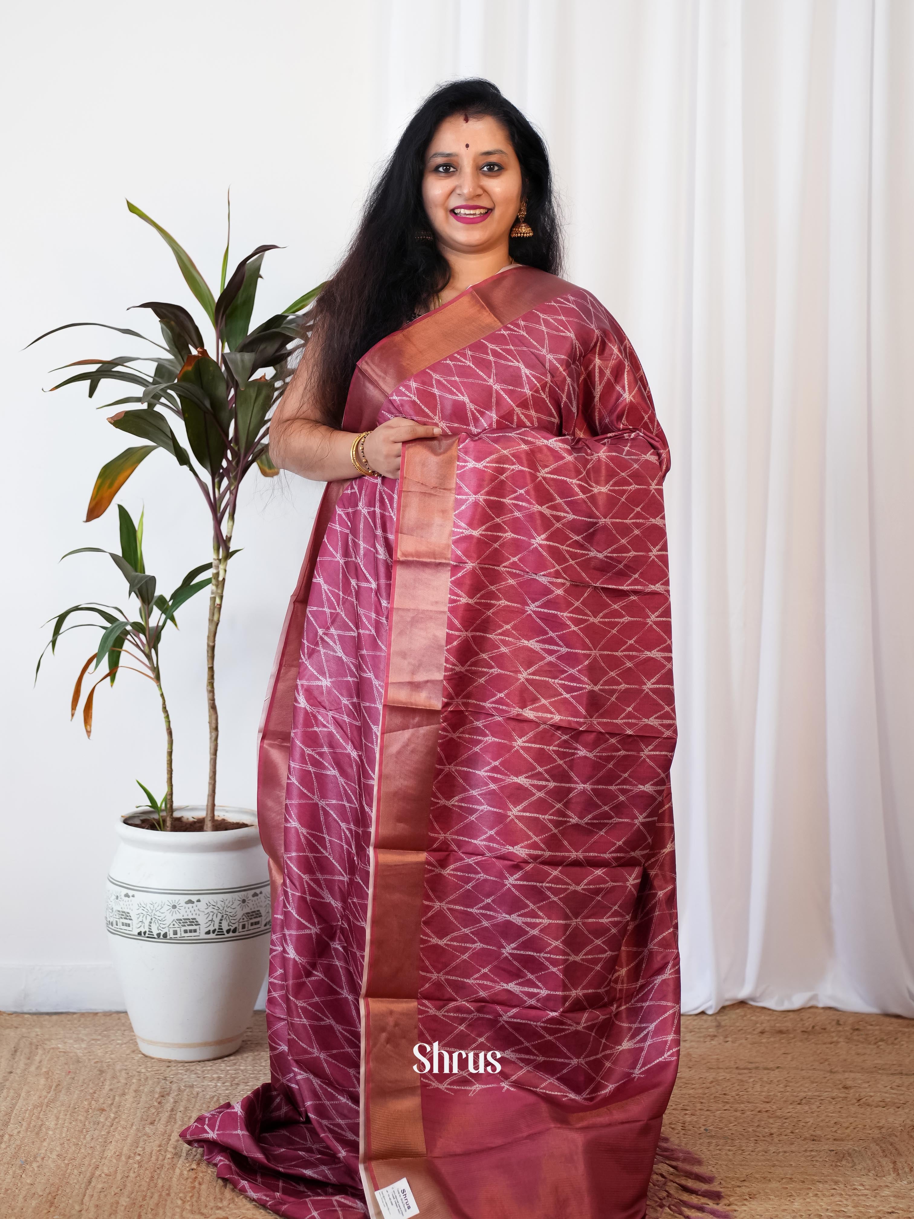CIS06512 - Printed Tussar Saree - Shop on Shrus.com