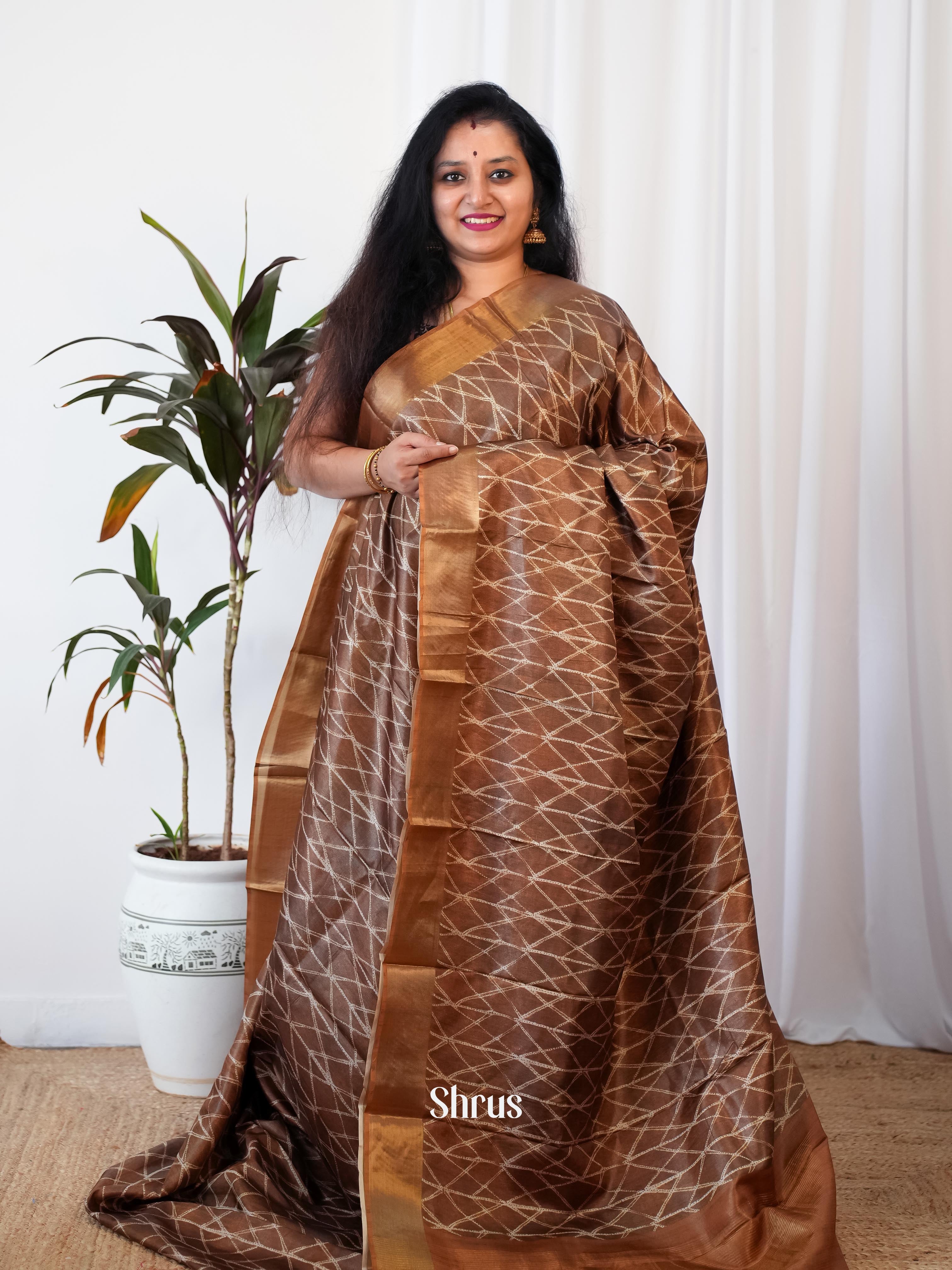 CIS06513 - Printed Tussar Saree - Shop on Shrus.com