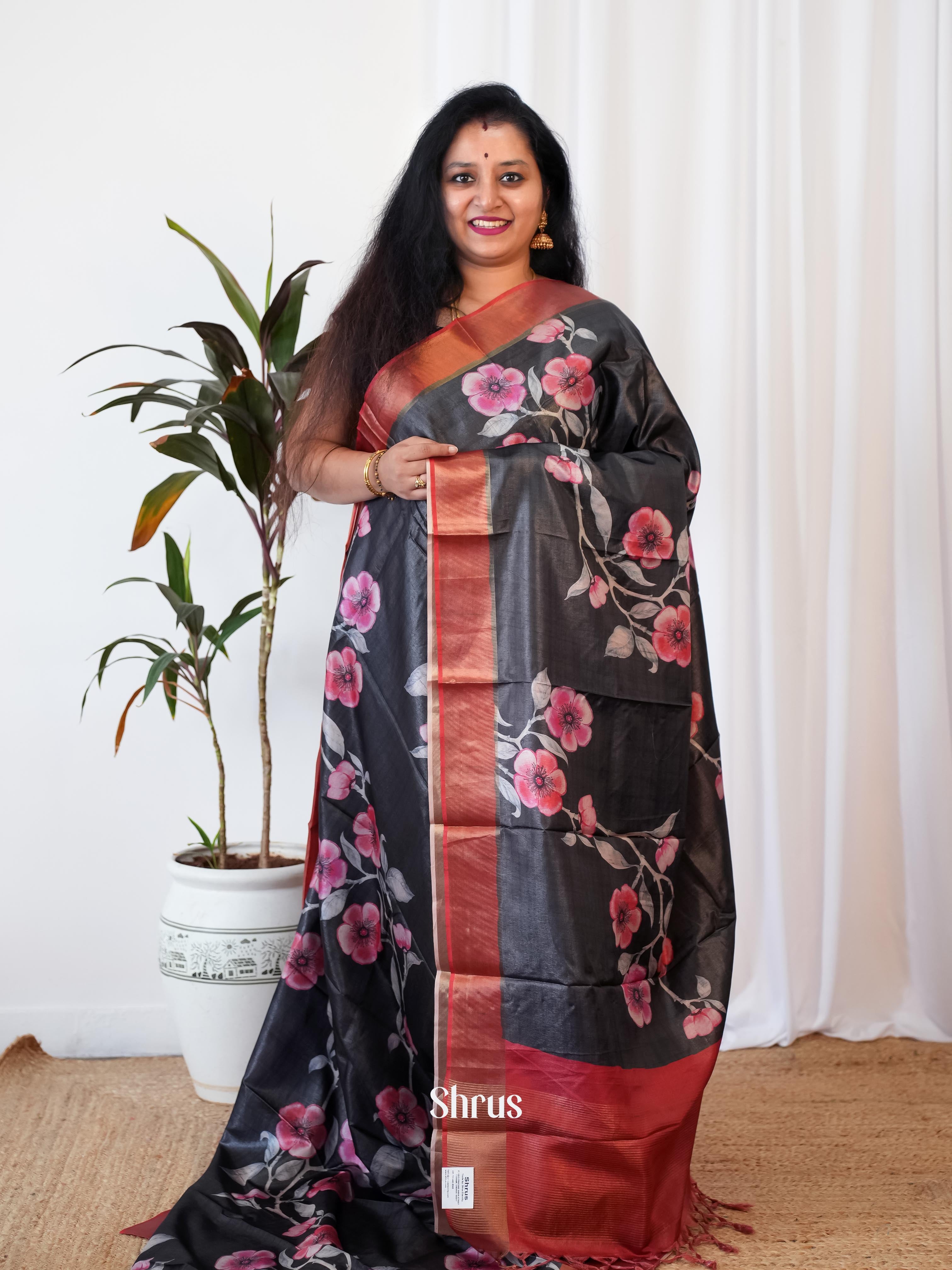 Black & Red- Printed Tussar Saree - Shop on Shrus.com