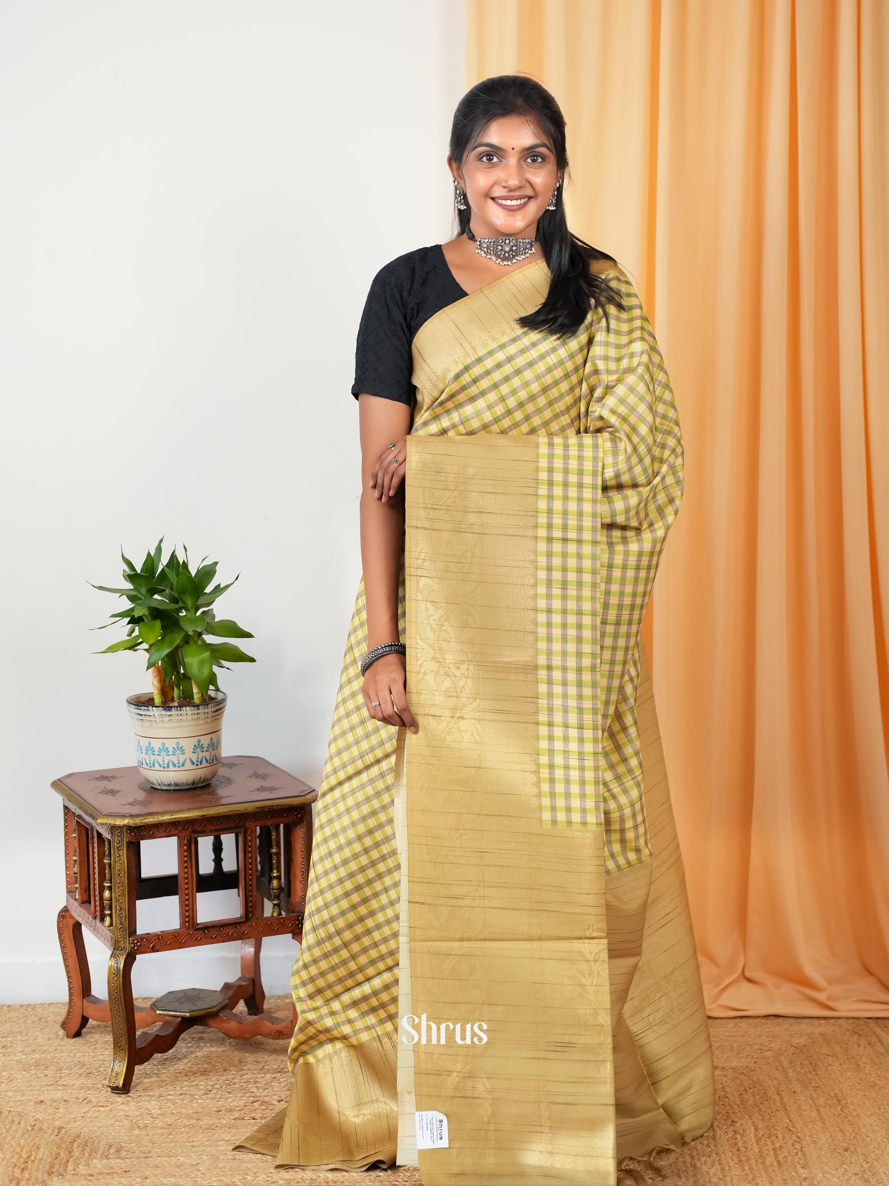 Green & Gold - Semi Tussar Saree - Shop on Shrus.com