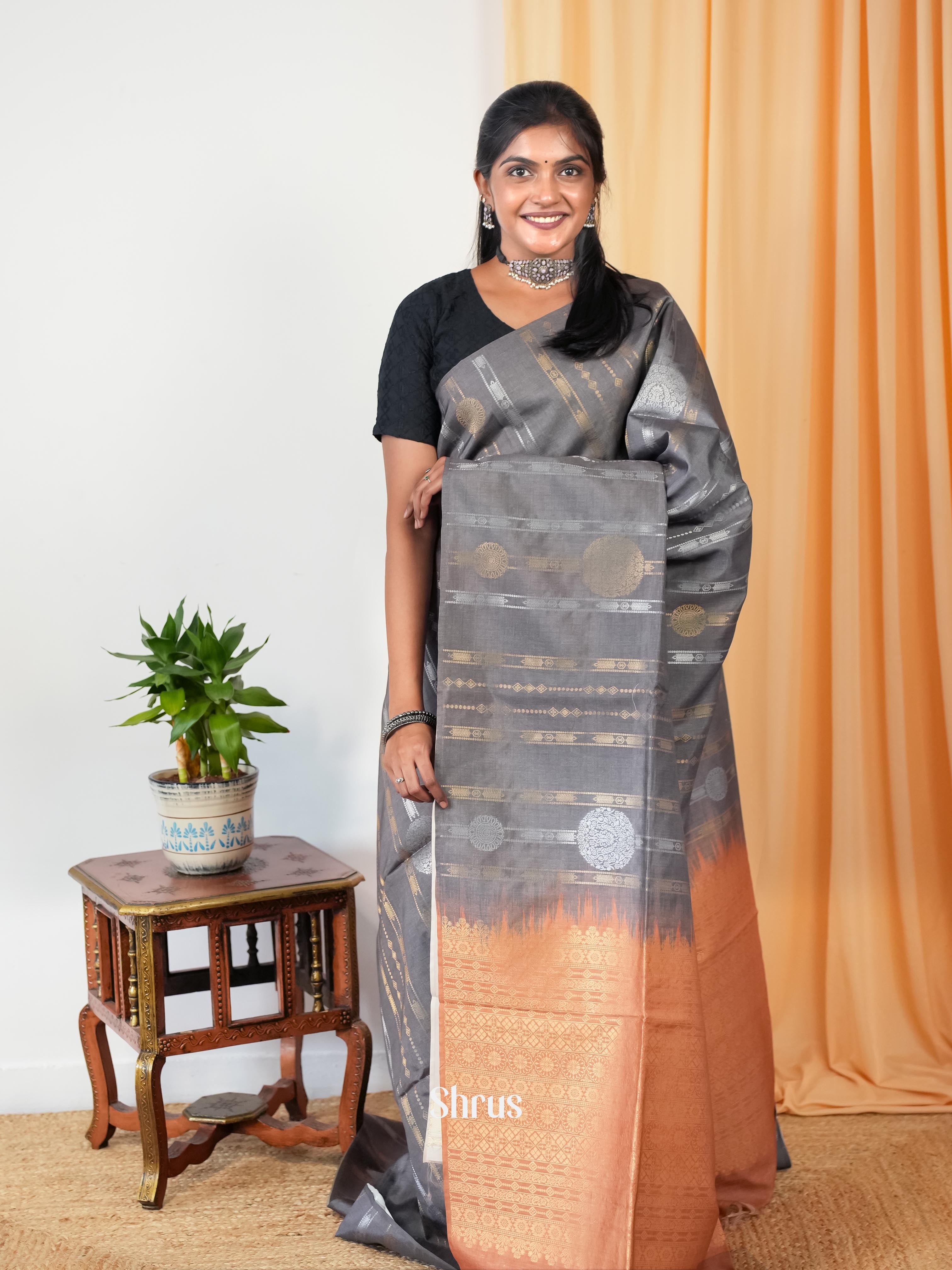 Grey & Peach- Semi Tussar Saree - Shop on Shrus.com