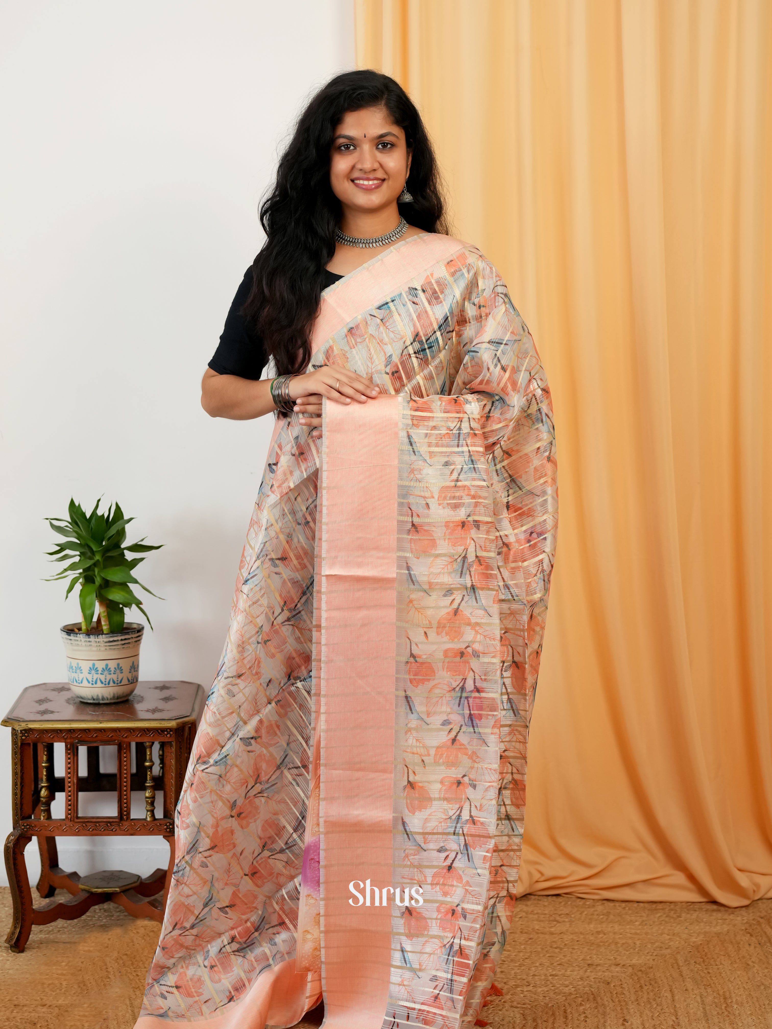 Peach - Semi Organza - Shop on Shrus.com