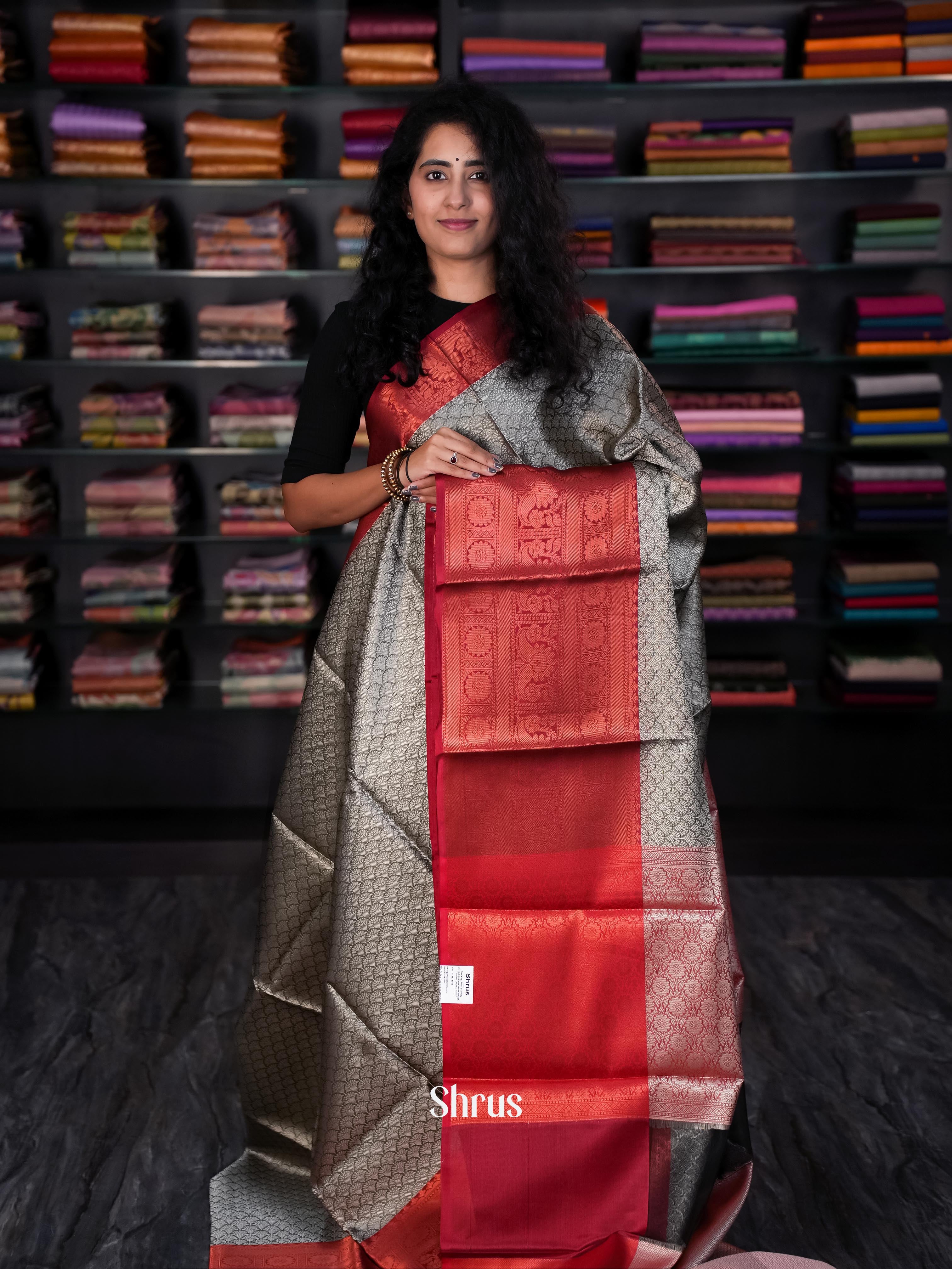 CIS09415 - Tanchoi Saree - Shop on Shrus.com