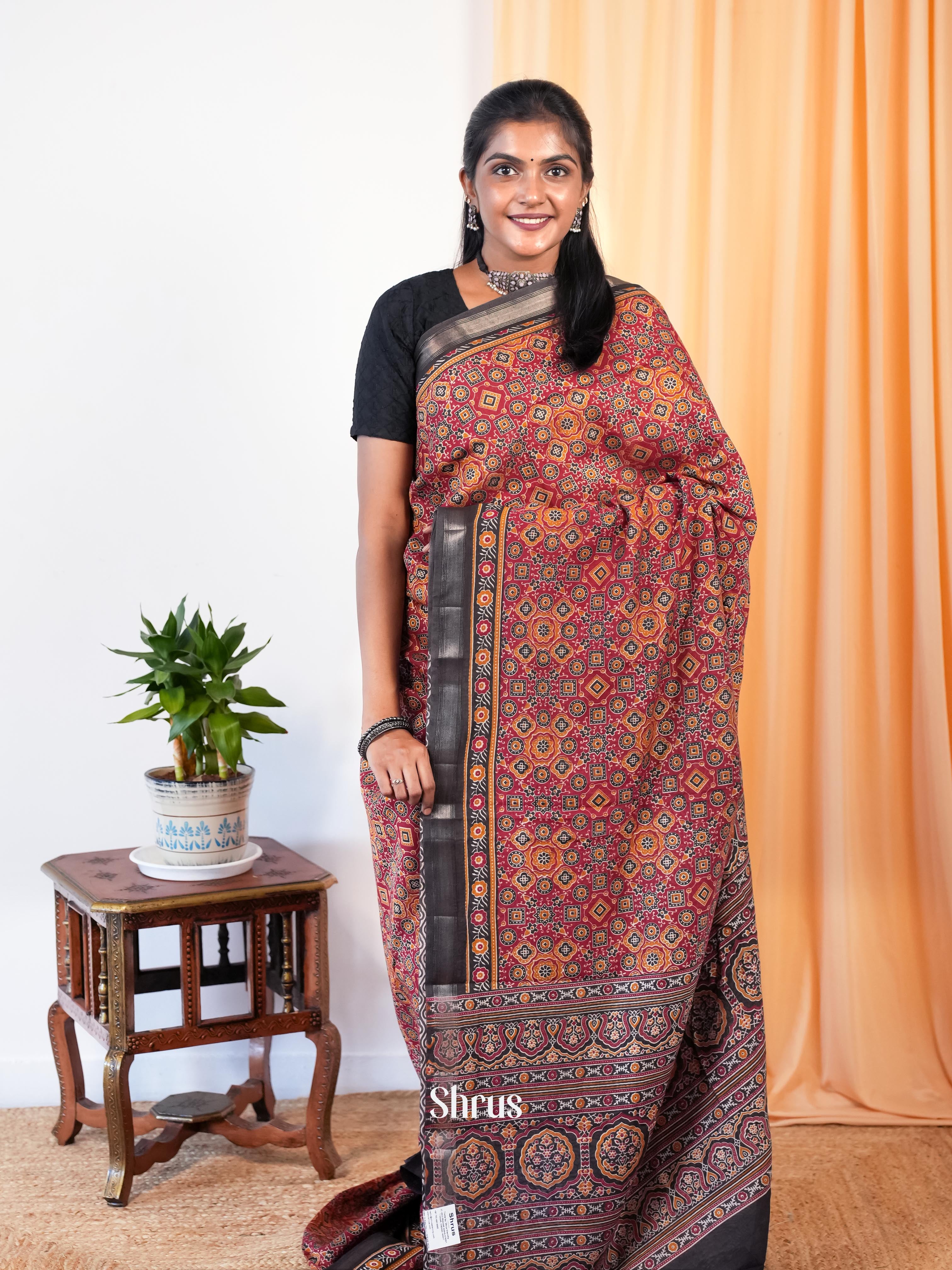 Red & Black - Art Modal Saree - Shop on Shrus.com
