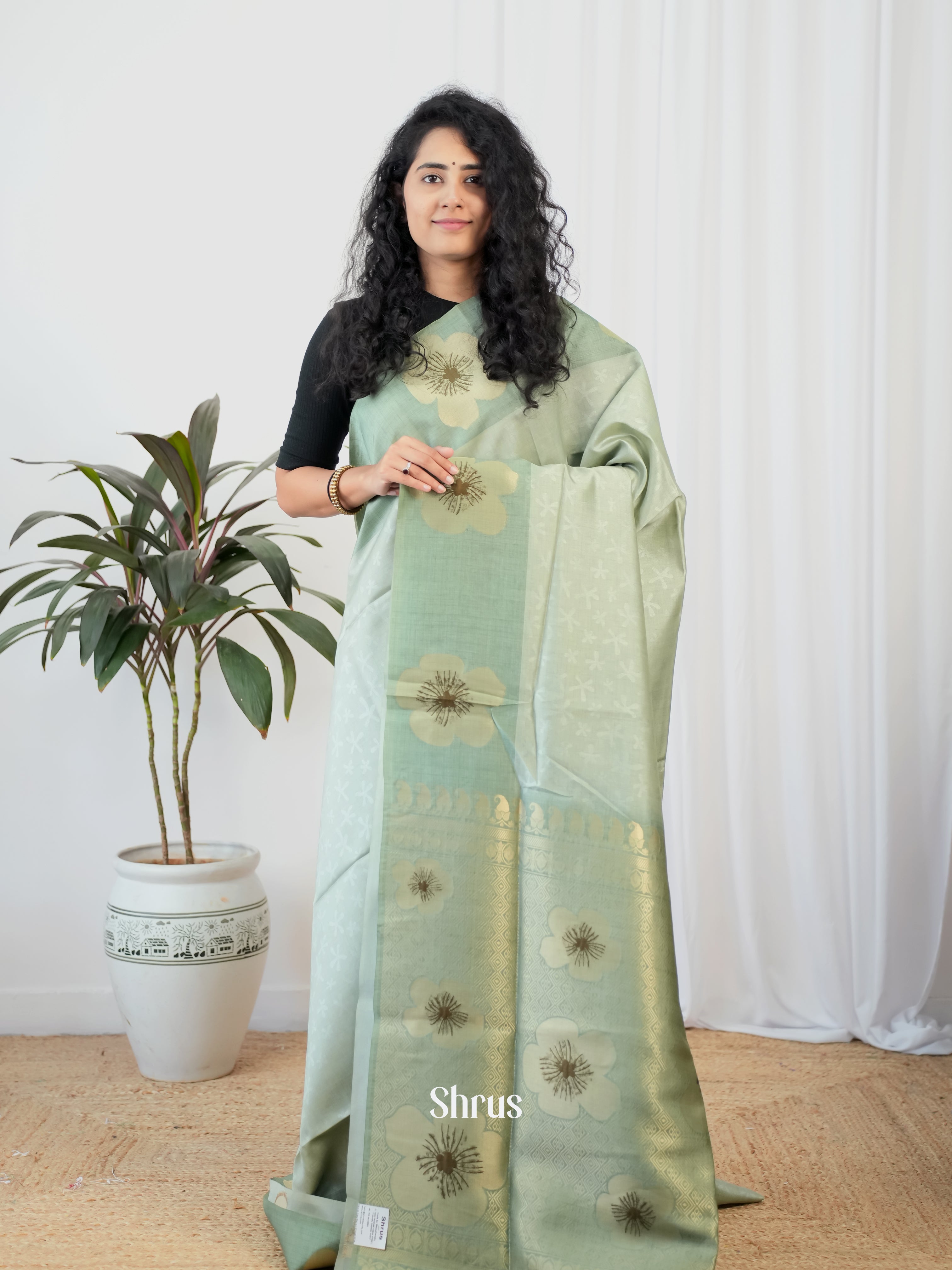 Pastel Green - Semi Tussar Sareev - Shop on Shrus.com