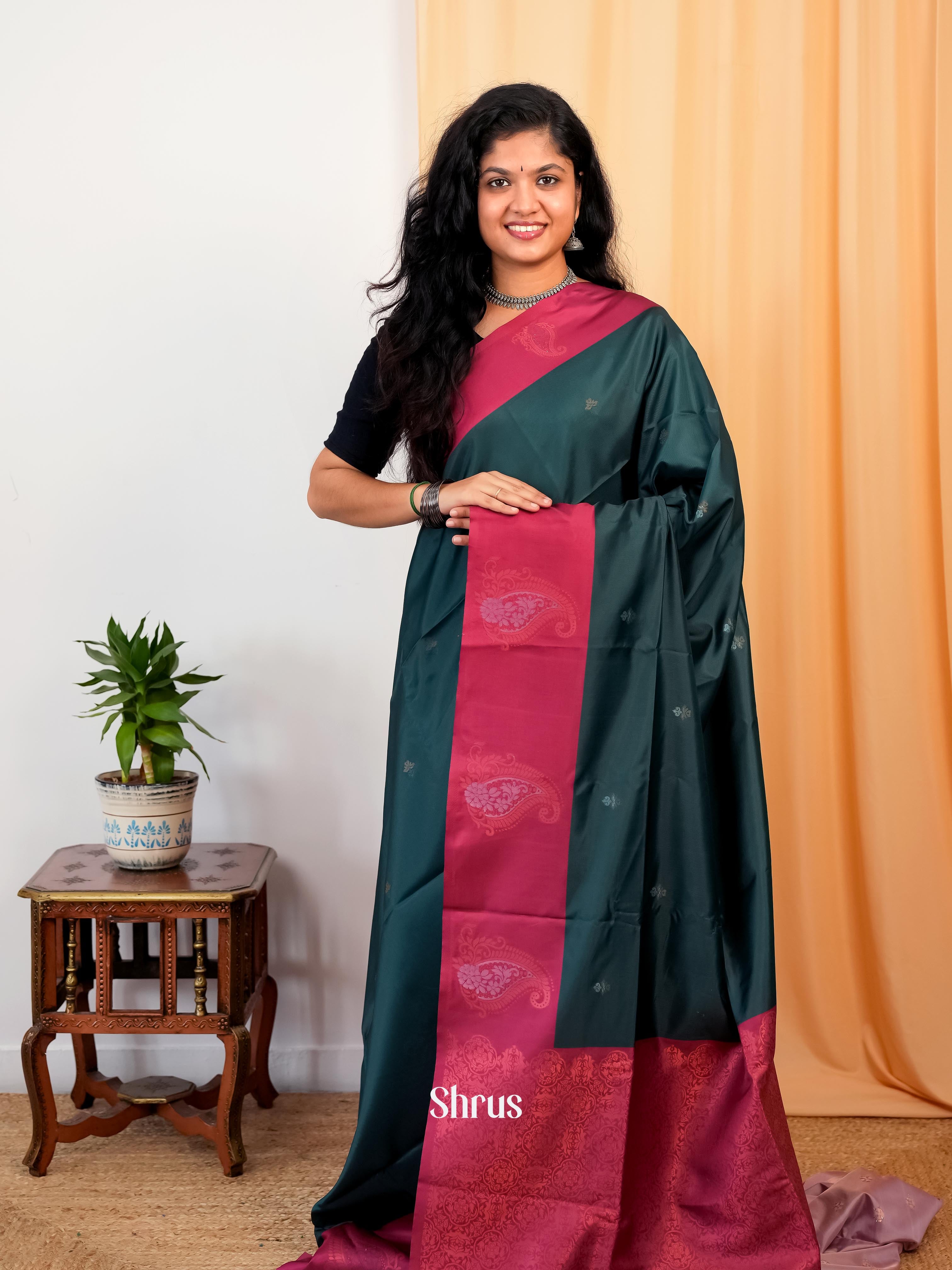 Dark Green & Maroon- Semi Softsilk Saree - Shop on Shrus.com