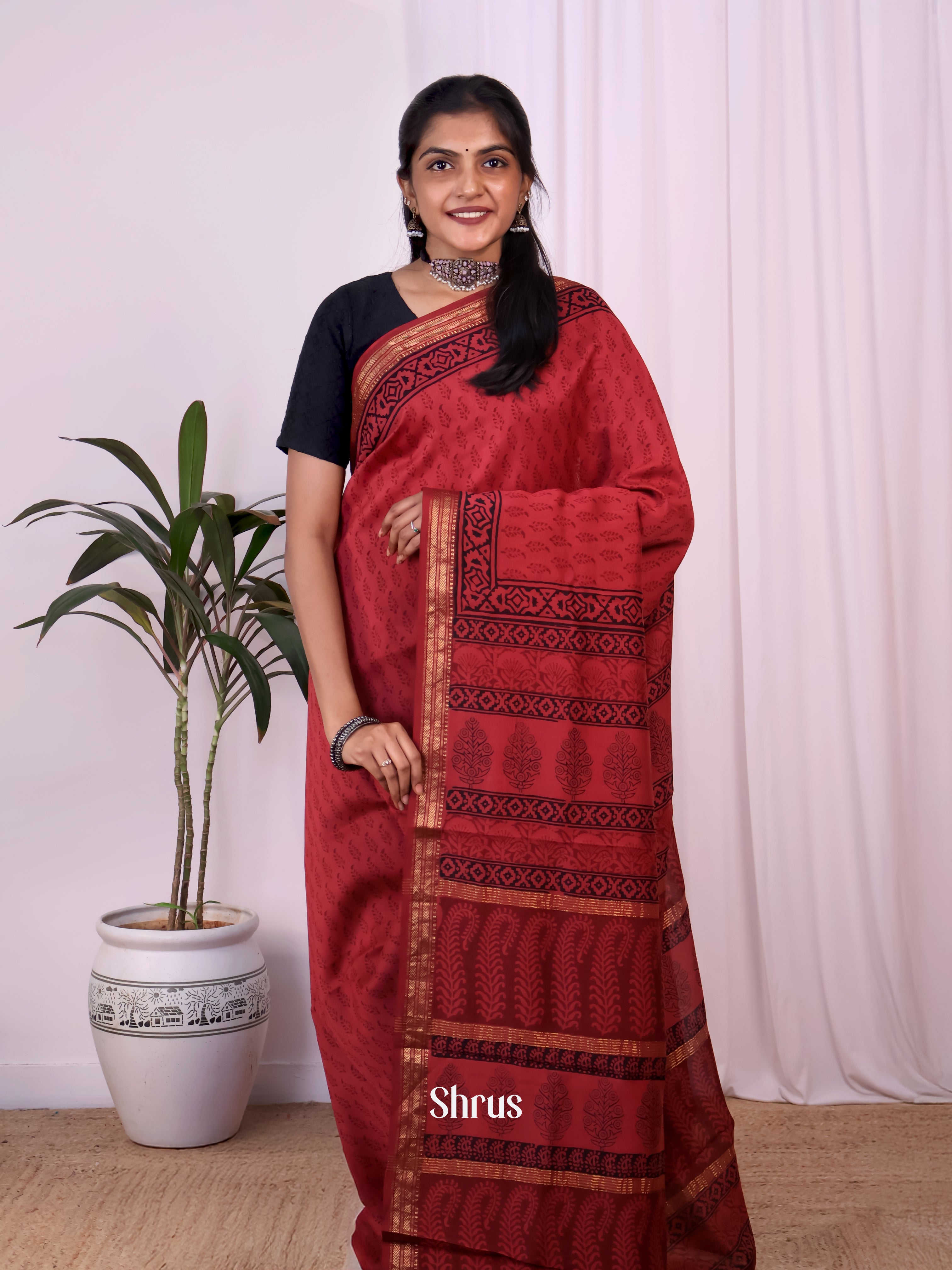 Red & Black - Maheshwari silkcotton Saree - Shop on Shrus.com