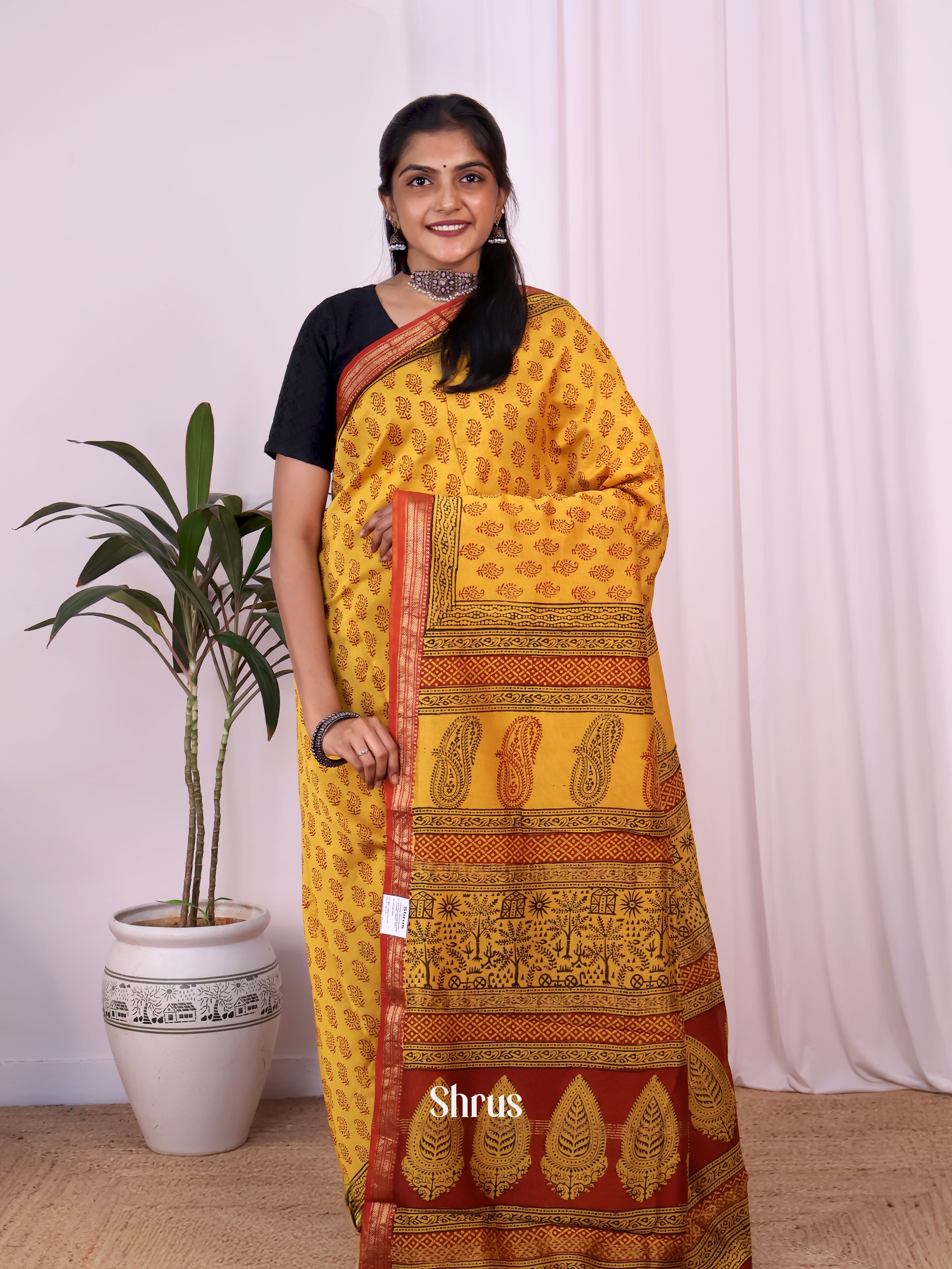 Yellow & Red - Maheshwari silkcotton Saree - Shop on Shrus.com