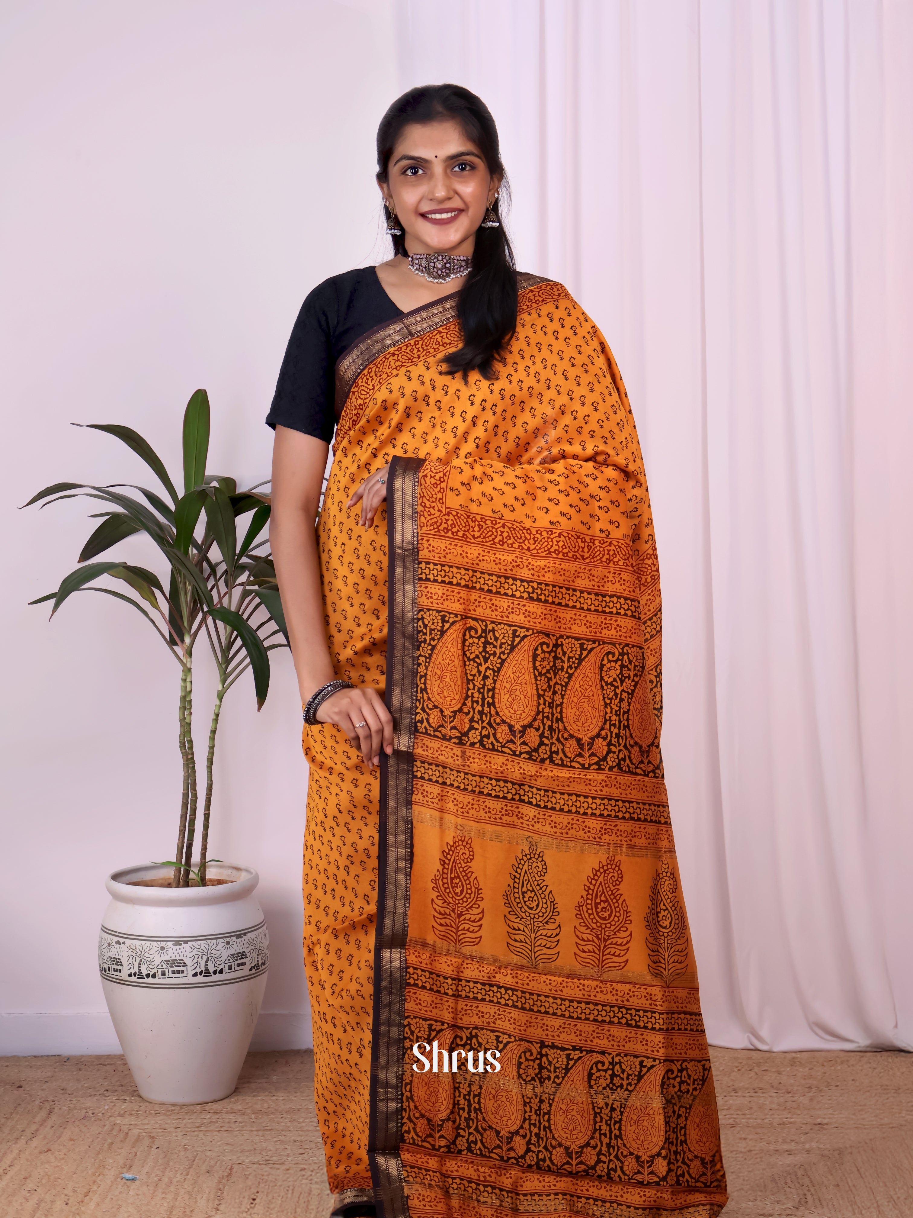 Orange & Brown - Maheshwari silkcotton Saree - Shop on Shrus.com