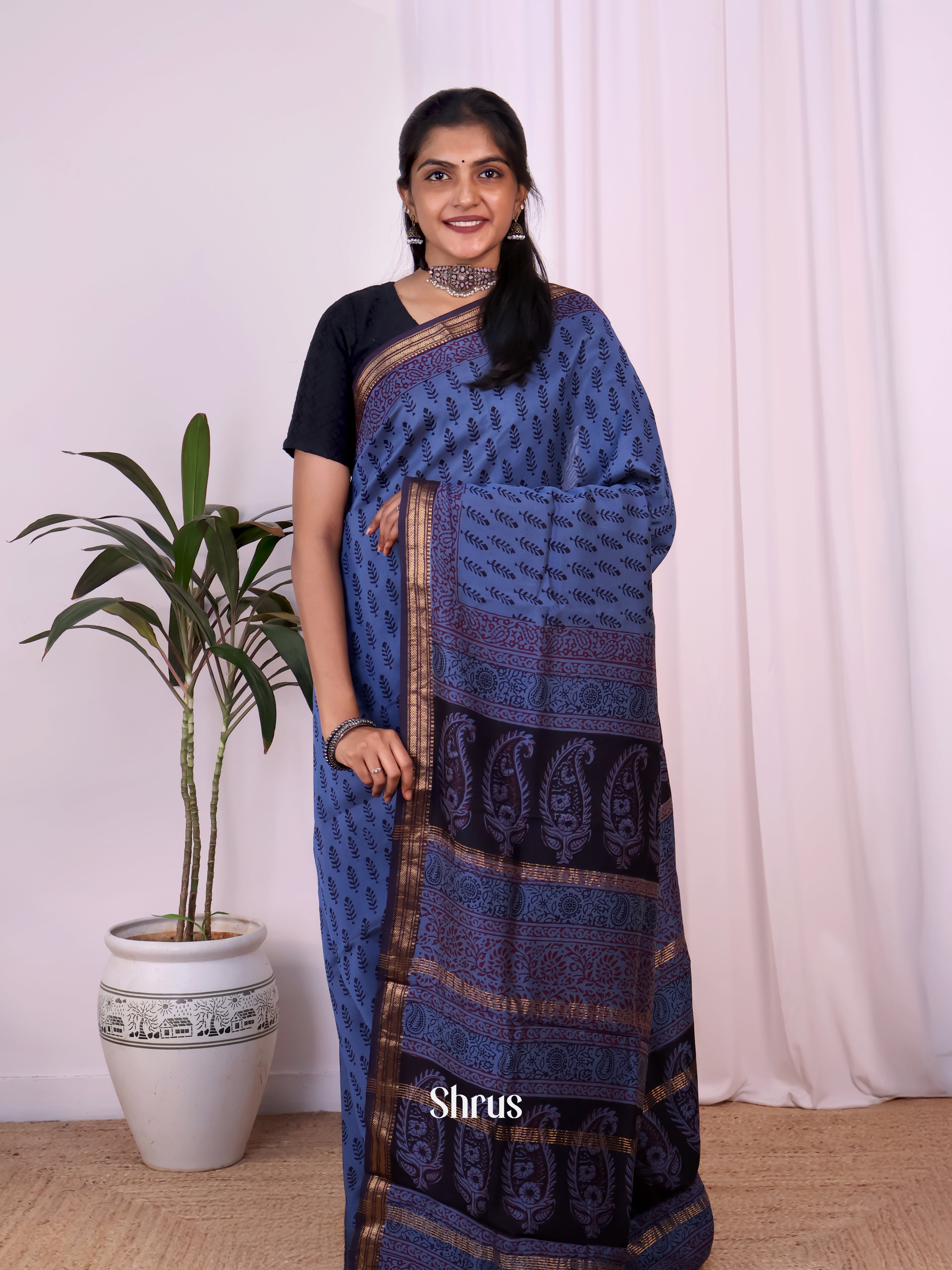 Blue & Black- Maheshwari silkcotton Saree - Shop on Shrus.com