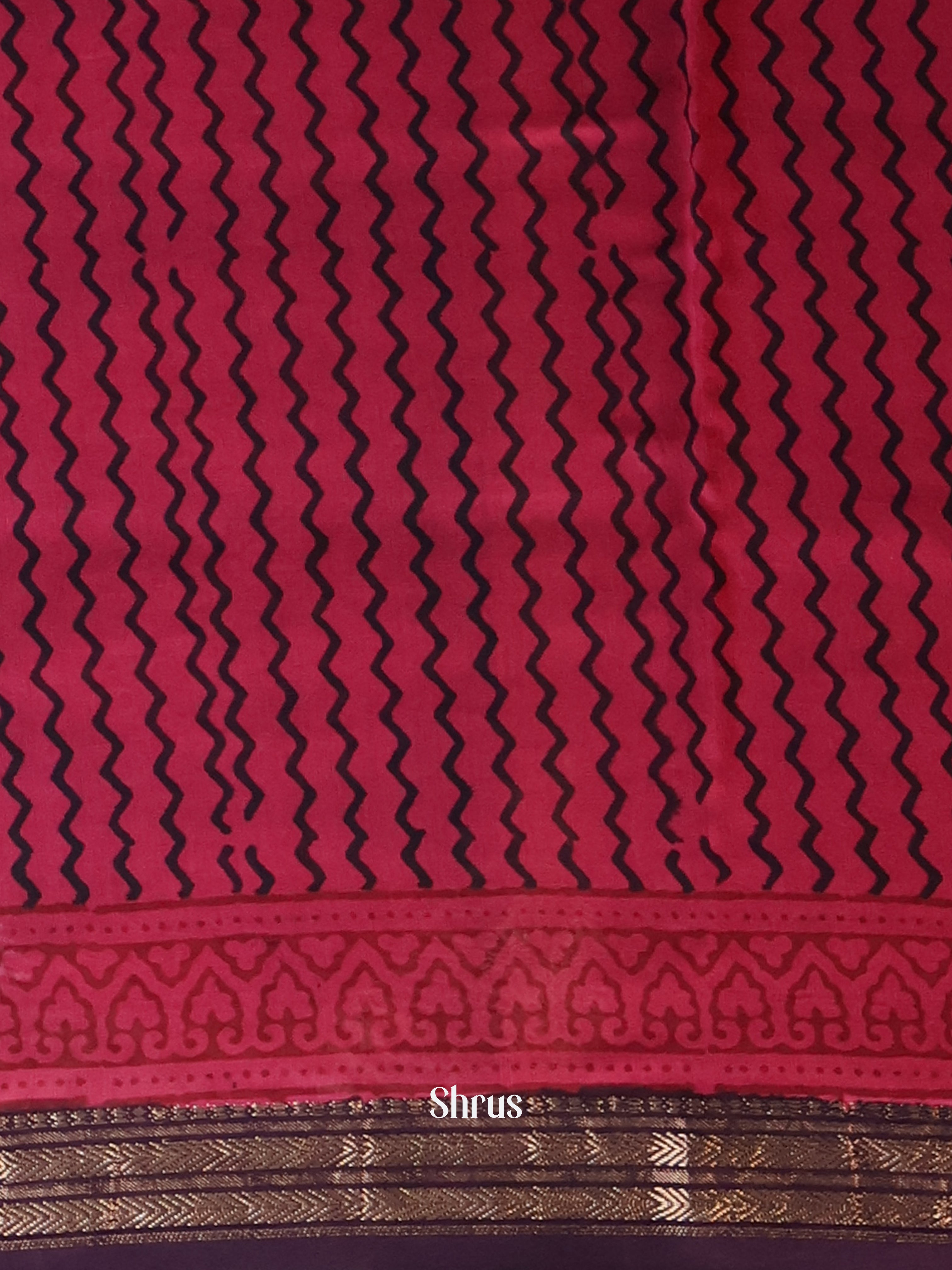 Black & Red - Maheshwari silkcotton Saree - Shop on Shrus.com