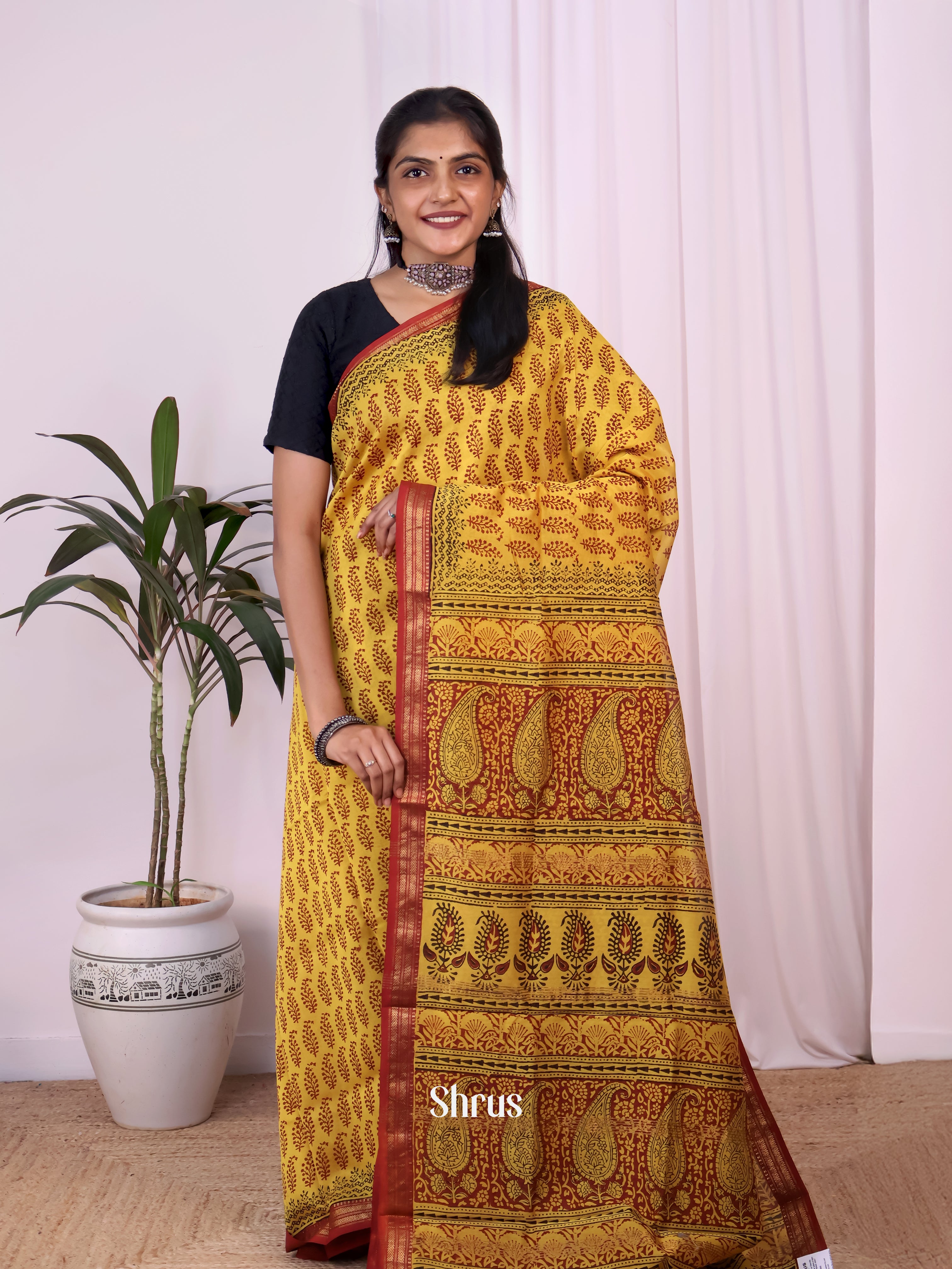 Yellow & Red - Maheshwari silkcotton Saree - Shop on Shrus.com