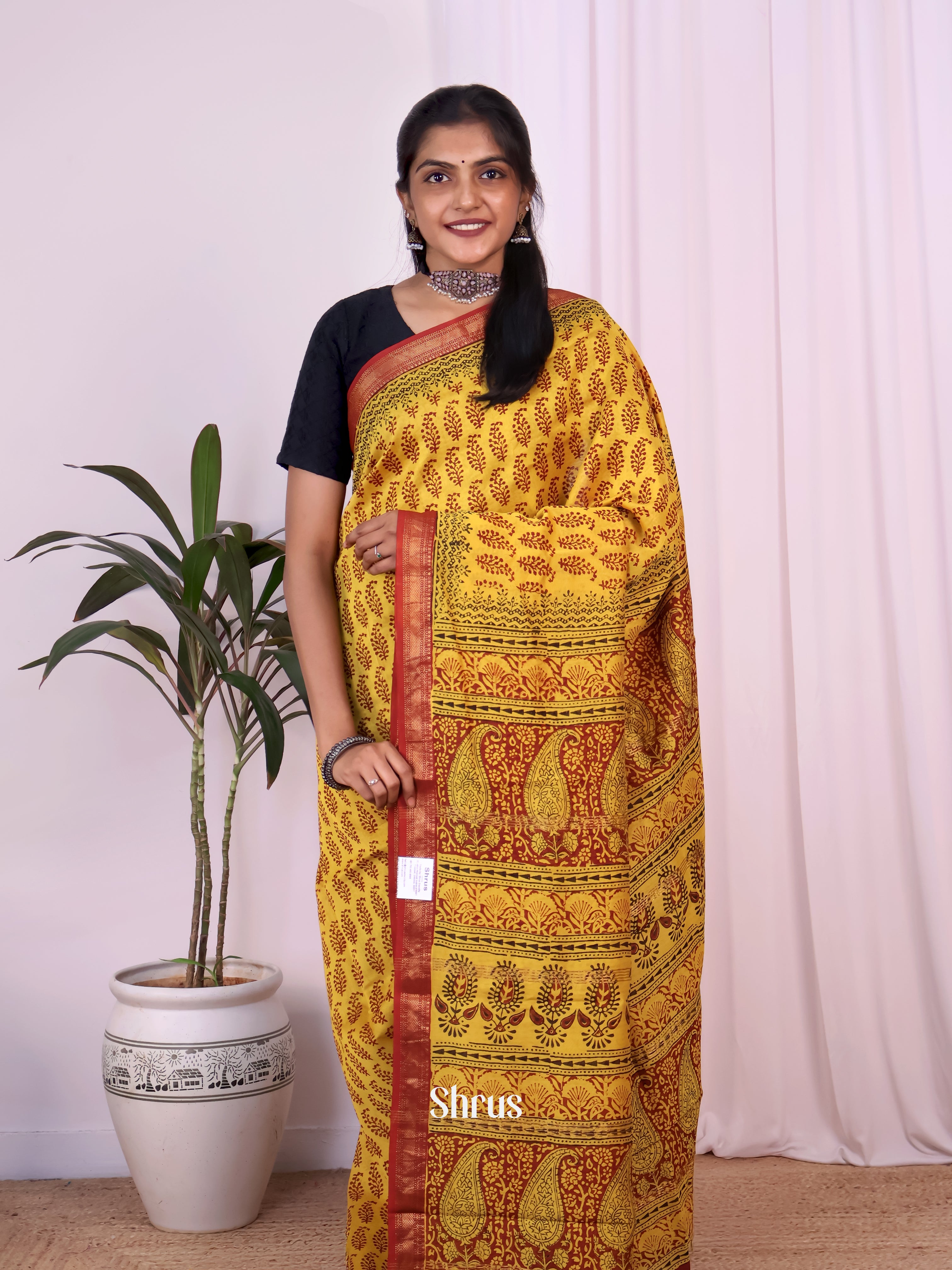 Yellow & Red- Maheshwari silkcotton Saree - Shop on Shrus.com