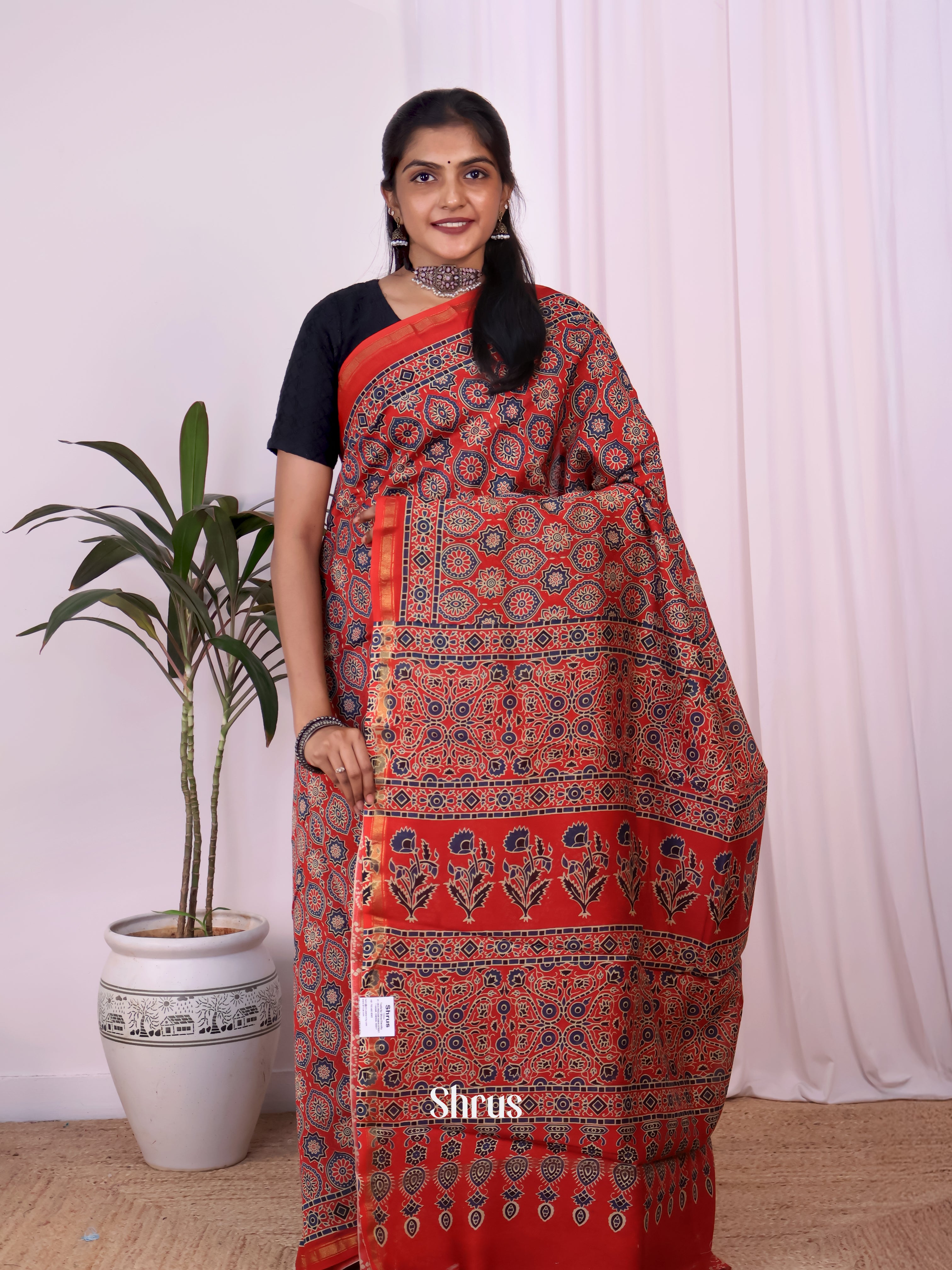 Red - Maheshwari silkcotton Saree - Shop on Shrus.com