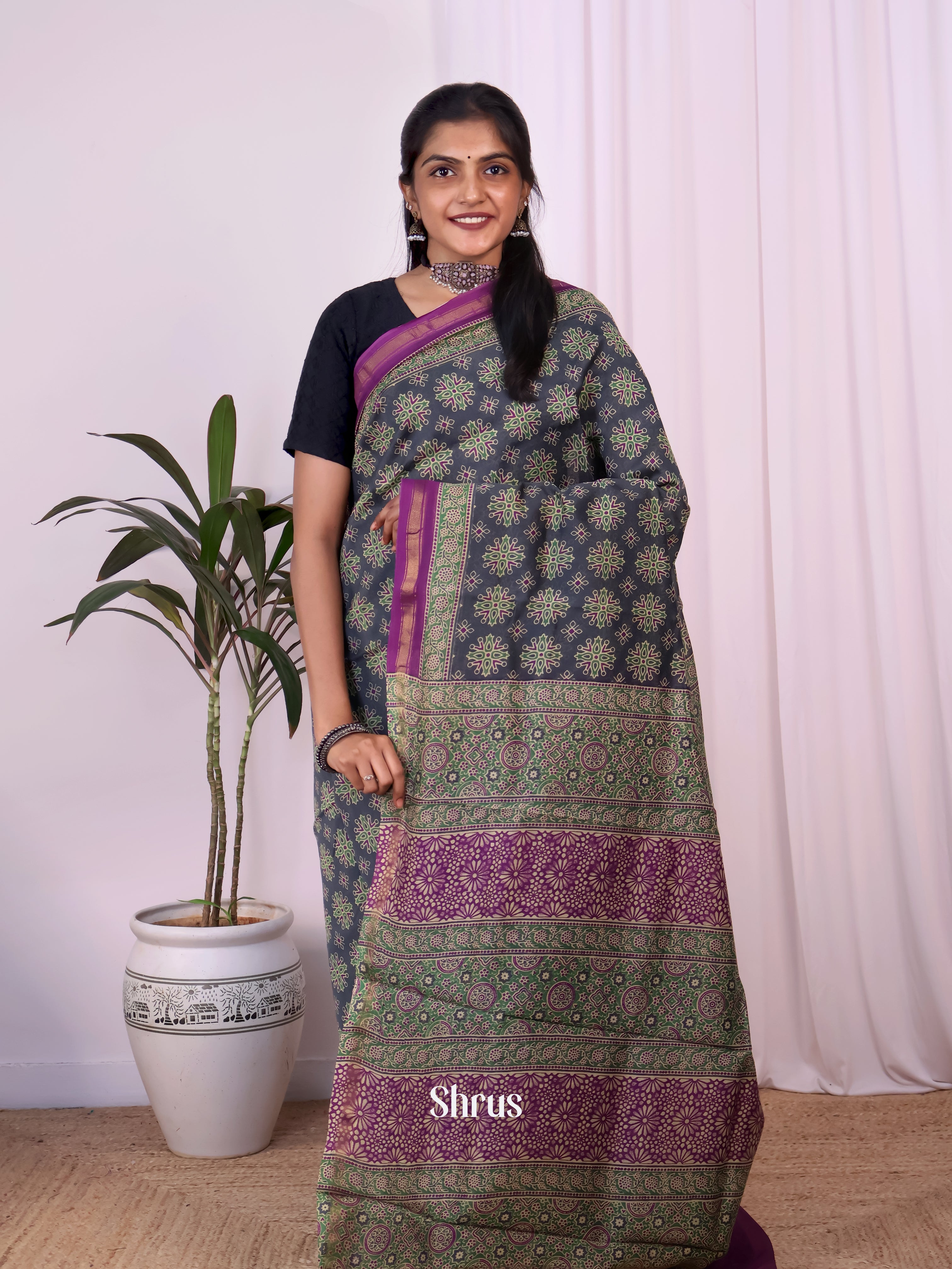 Grey & Purple - Maheshwari silkcotton Saree - Shop on Shrus.com