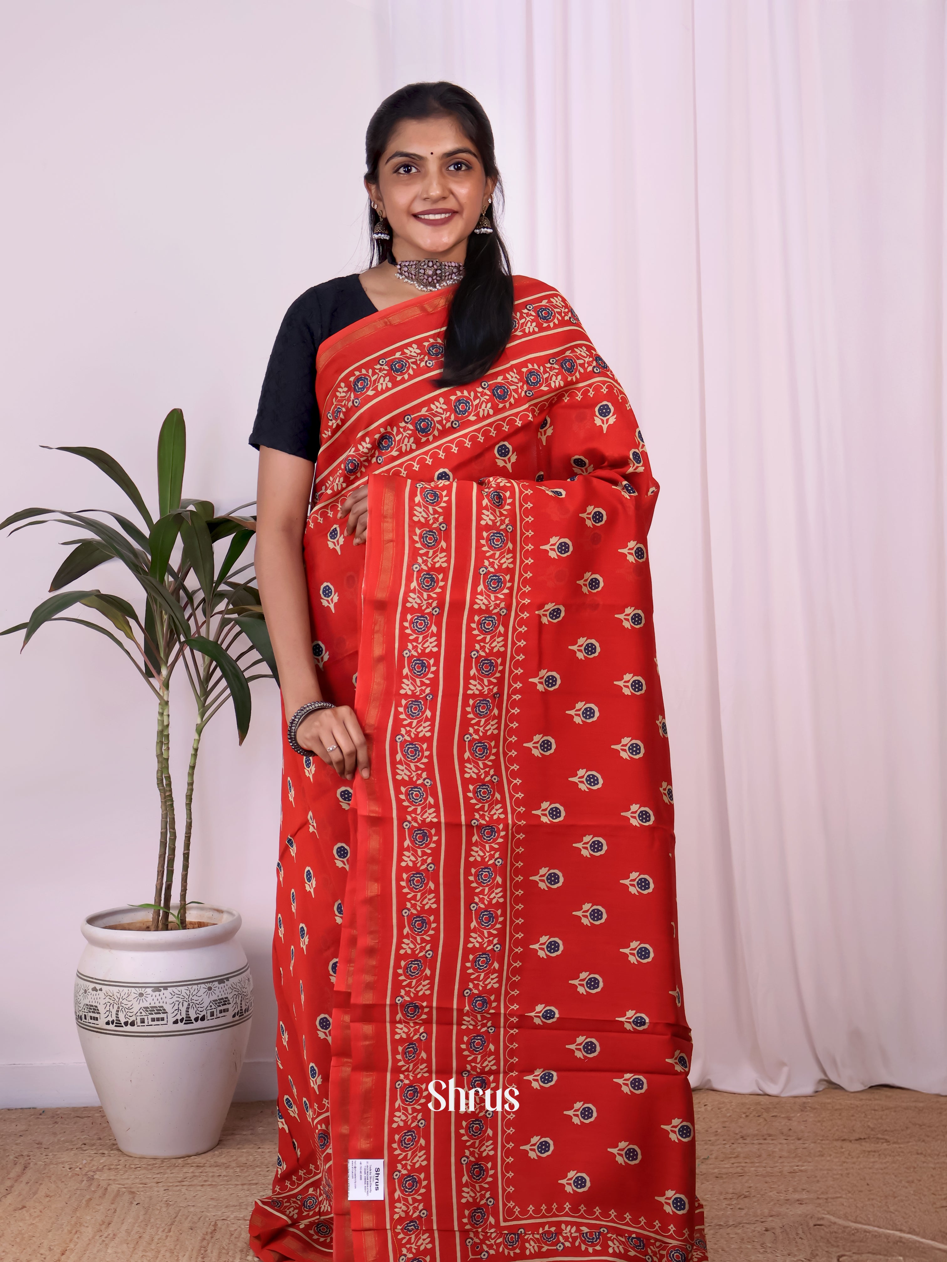 Red - Maheshwari silkcotton Saree - Shop on Shrus.com