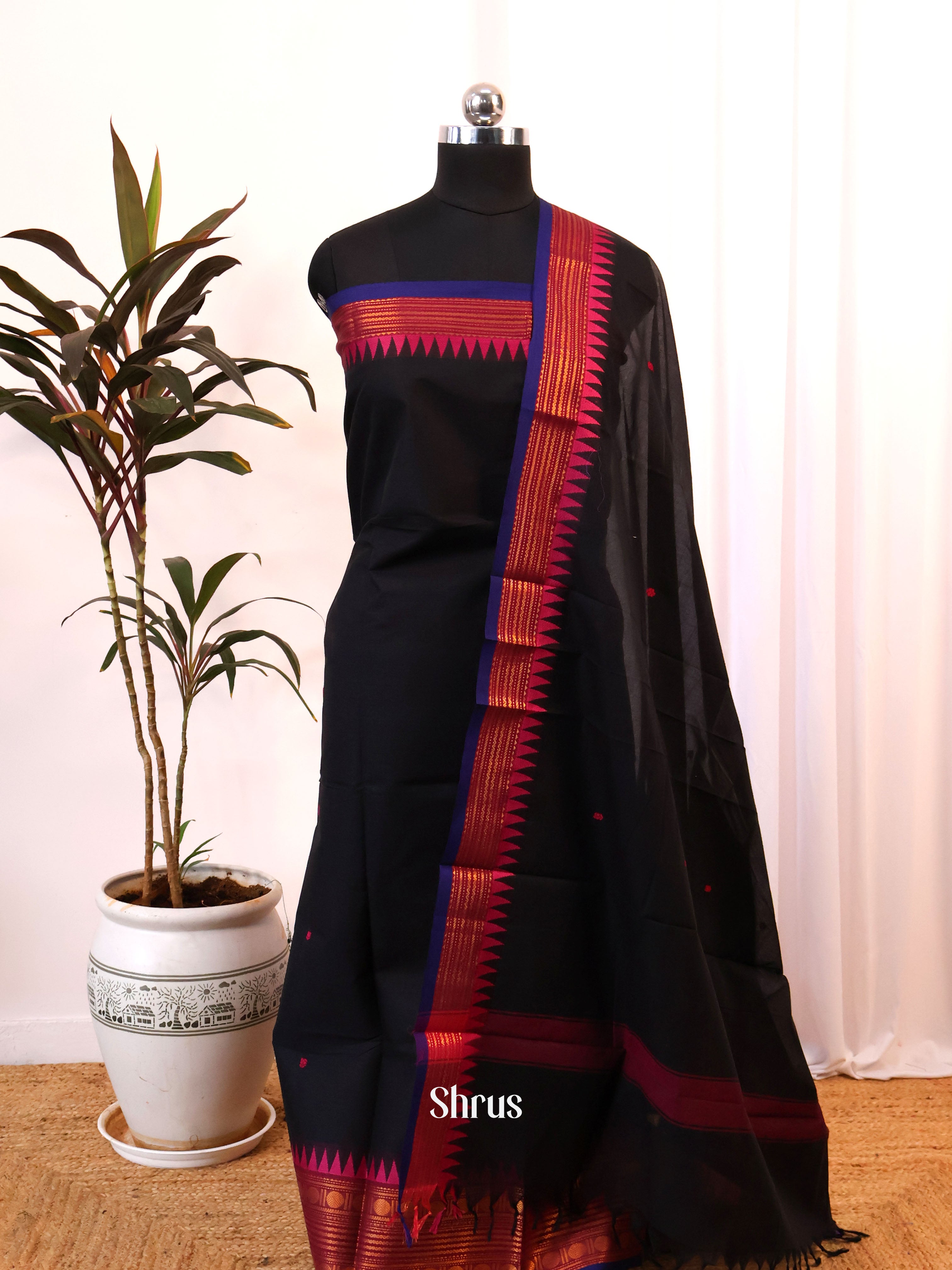 Black & Pink- chettinad top & dupatta combo - Shop on Shrus.com