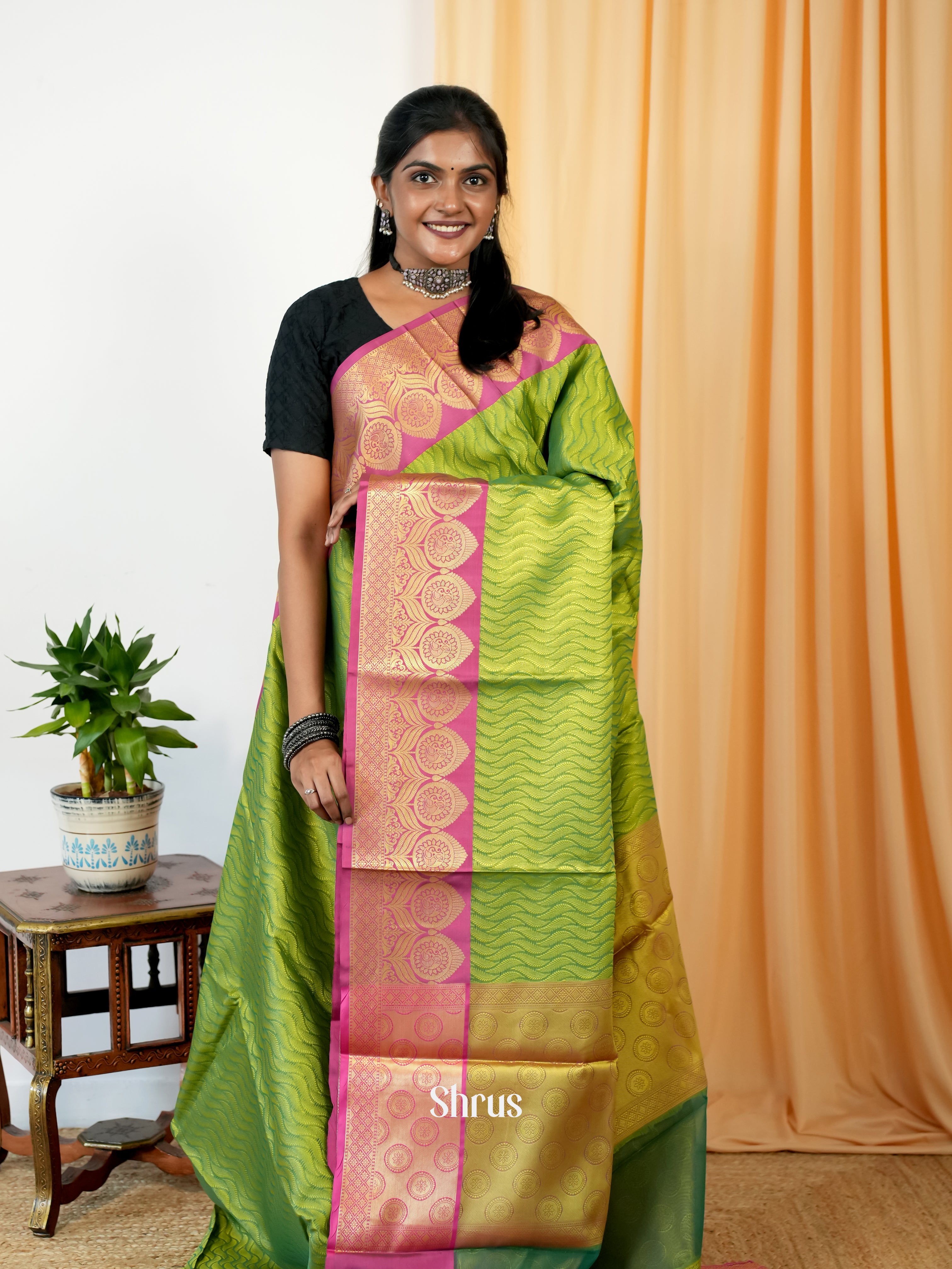 Lite Green & Pink - Tanchoi Saree - Shop on Shrus.com