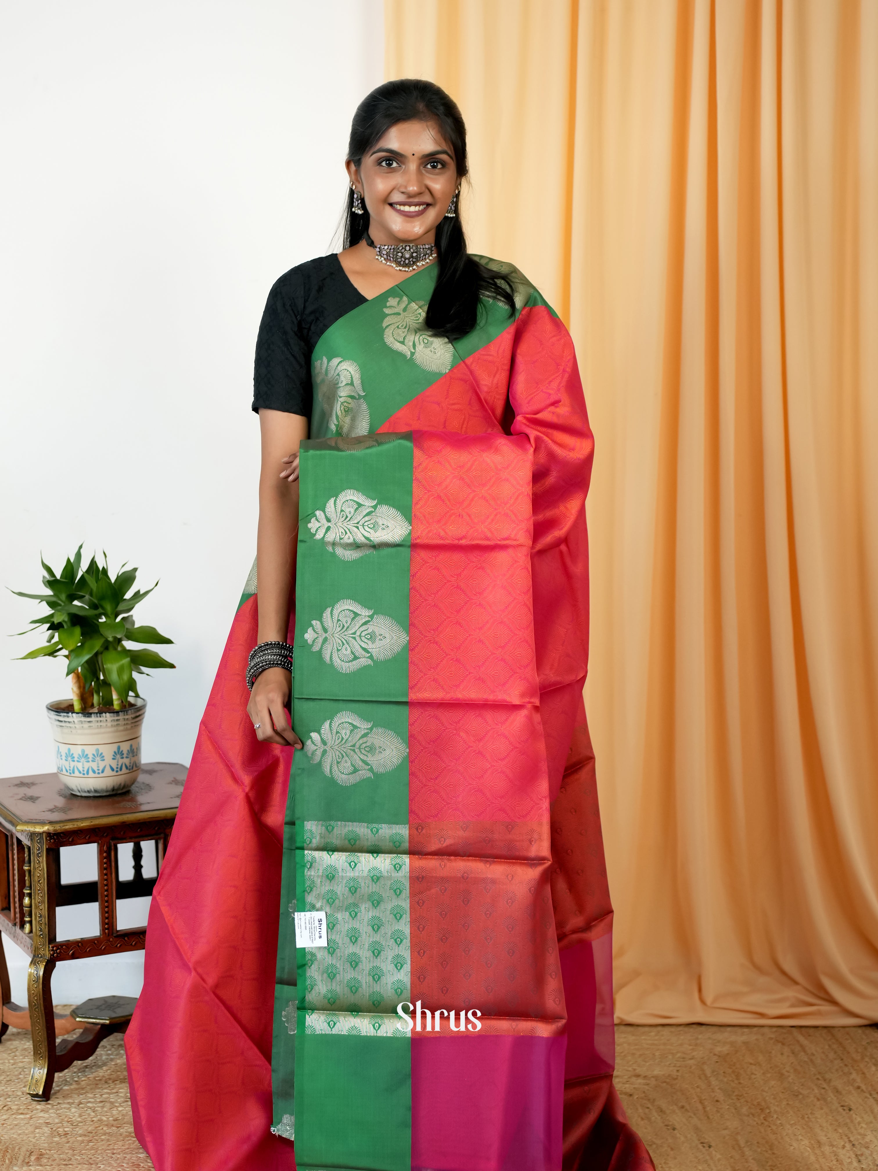 Red & Green- Tanchoi Saree - Shop on Shrus.com