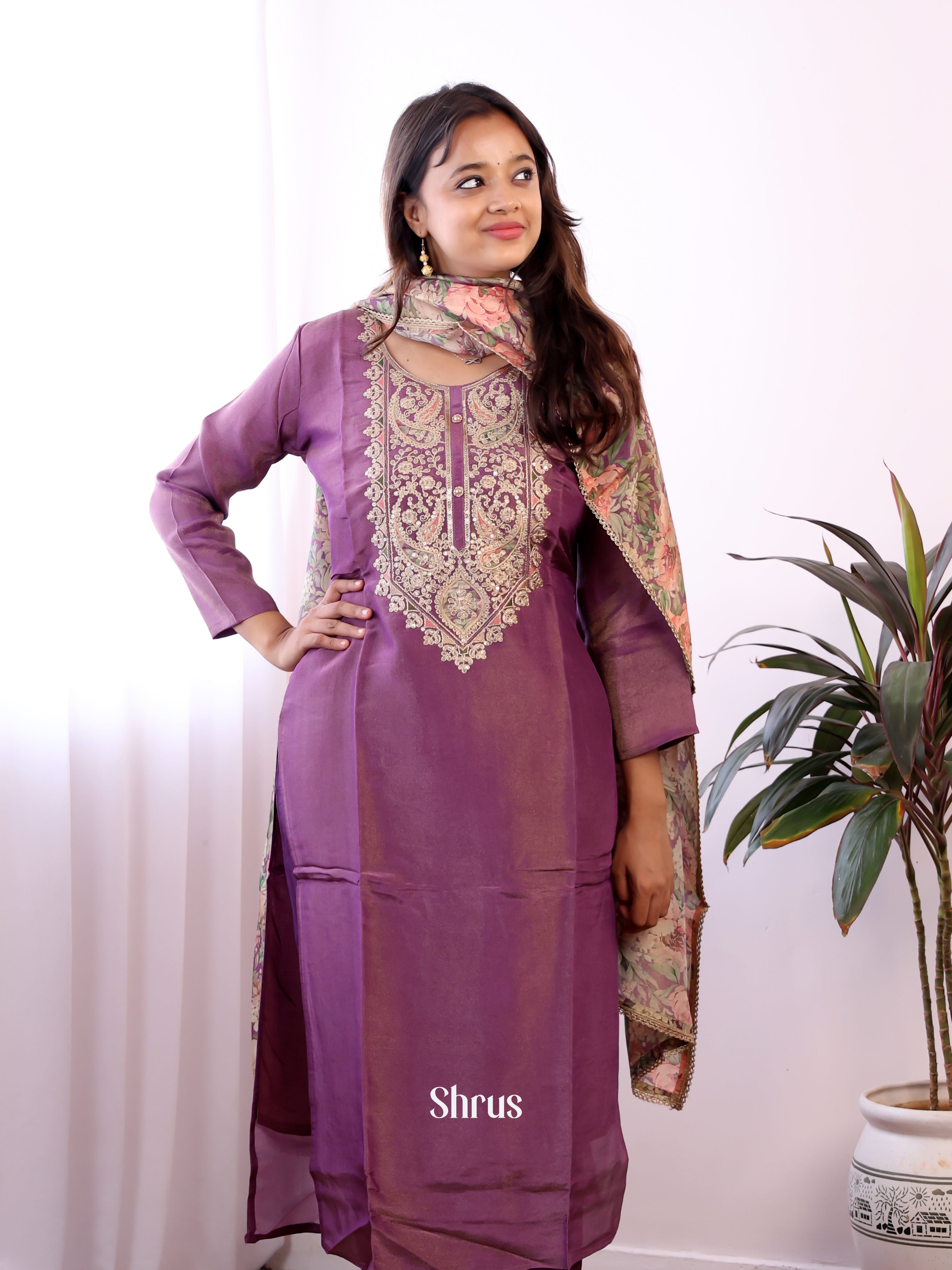 CIS14179 - Readymade Suits - Shop on Shrus.com