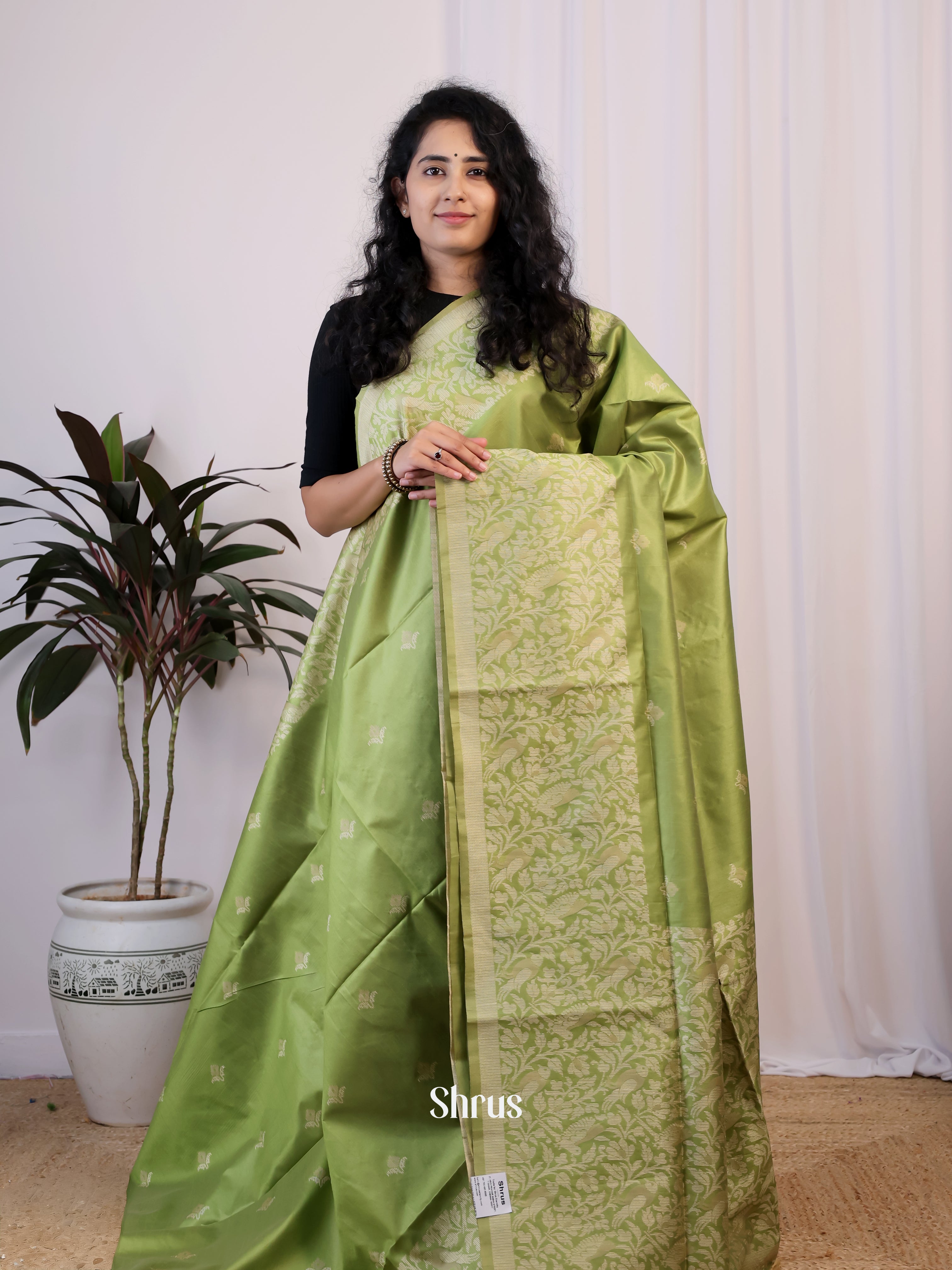 Green - Semi Rawsilk Saree - Shop on Shrus.com
