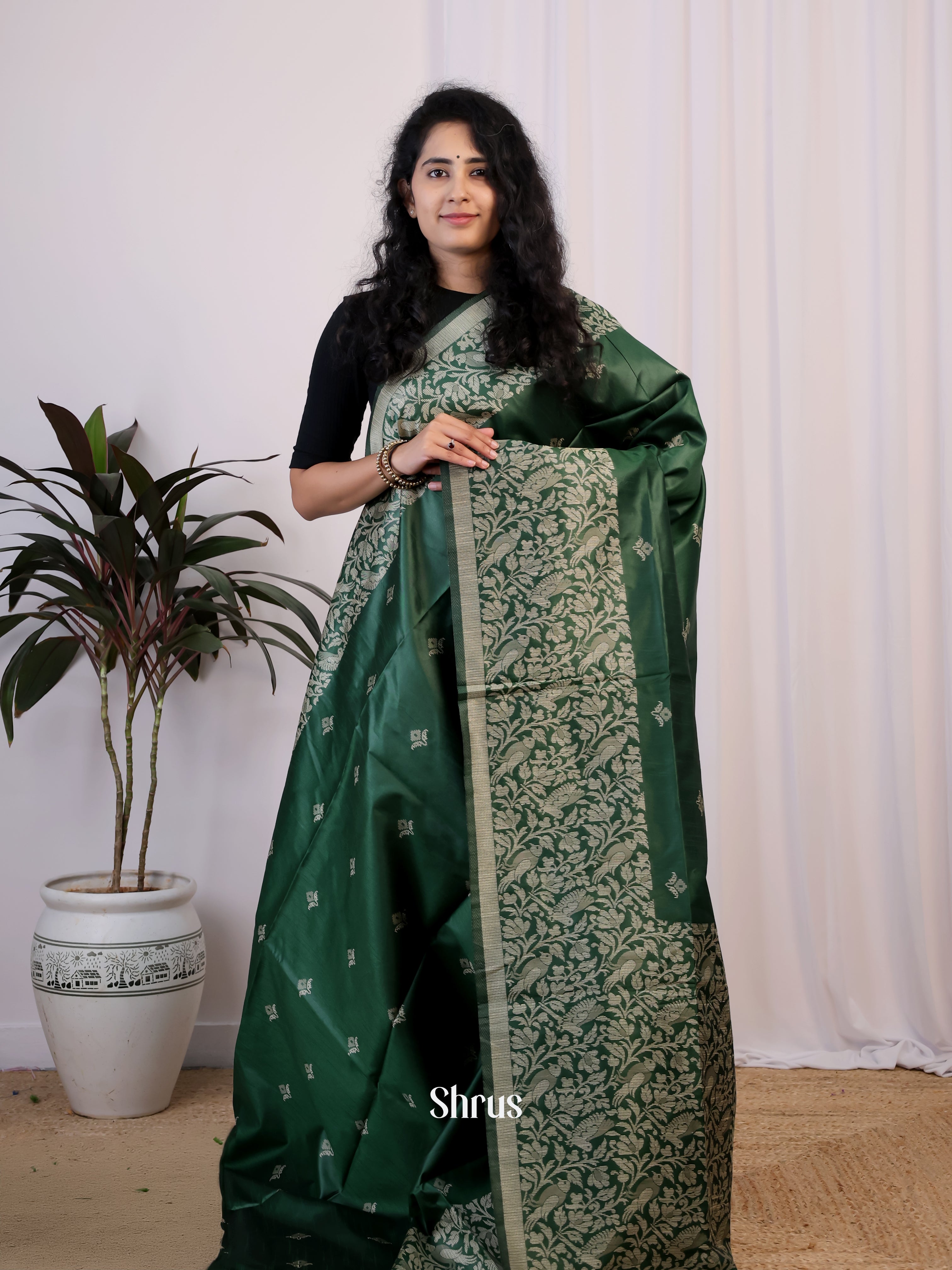 Green - Semi Rawsilk Saree - Shop on Shrus.com