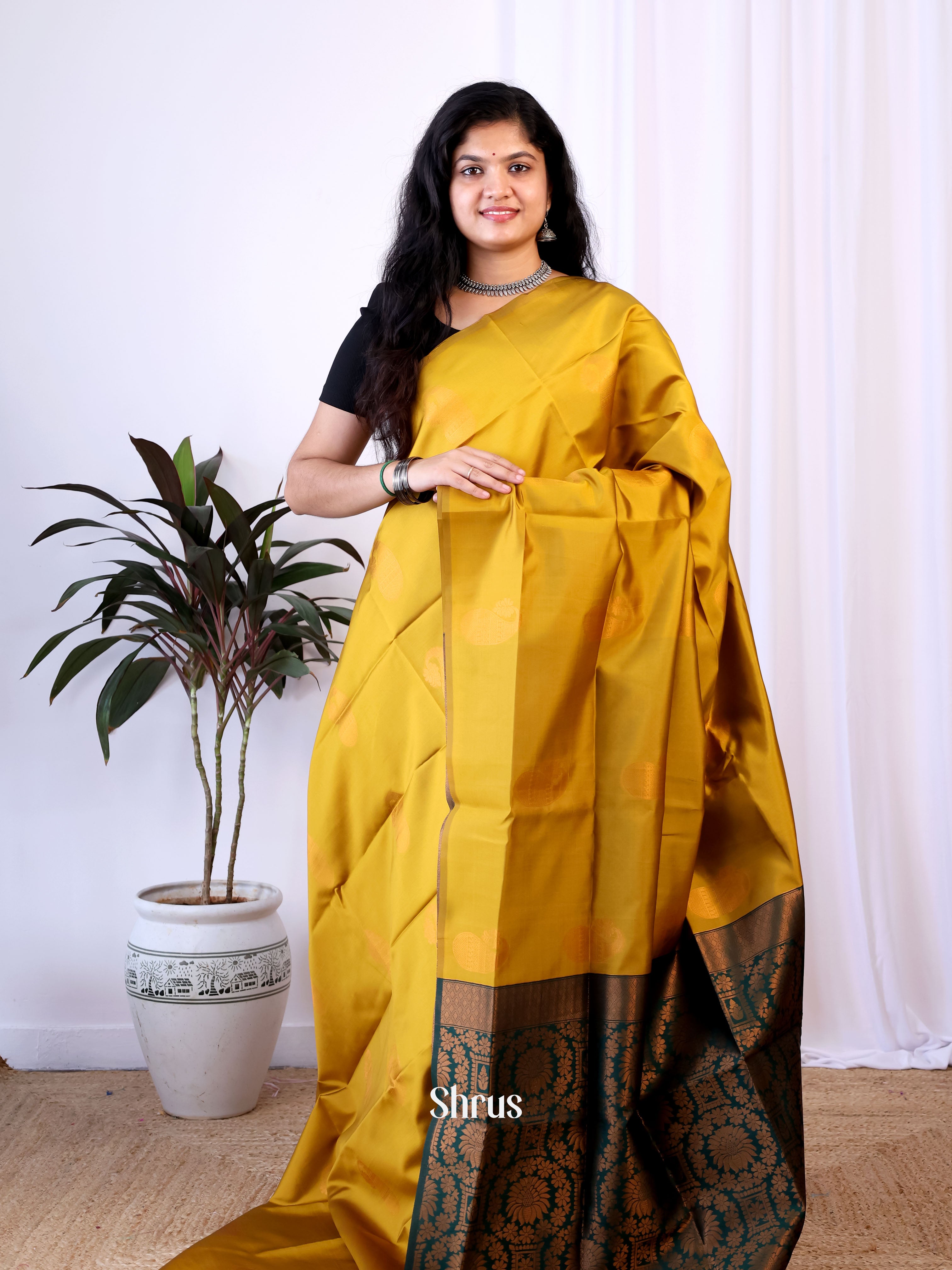 CIS15143 - Semi Softsilk Saree - Shop on Shrus.com