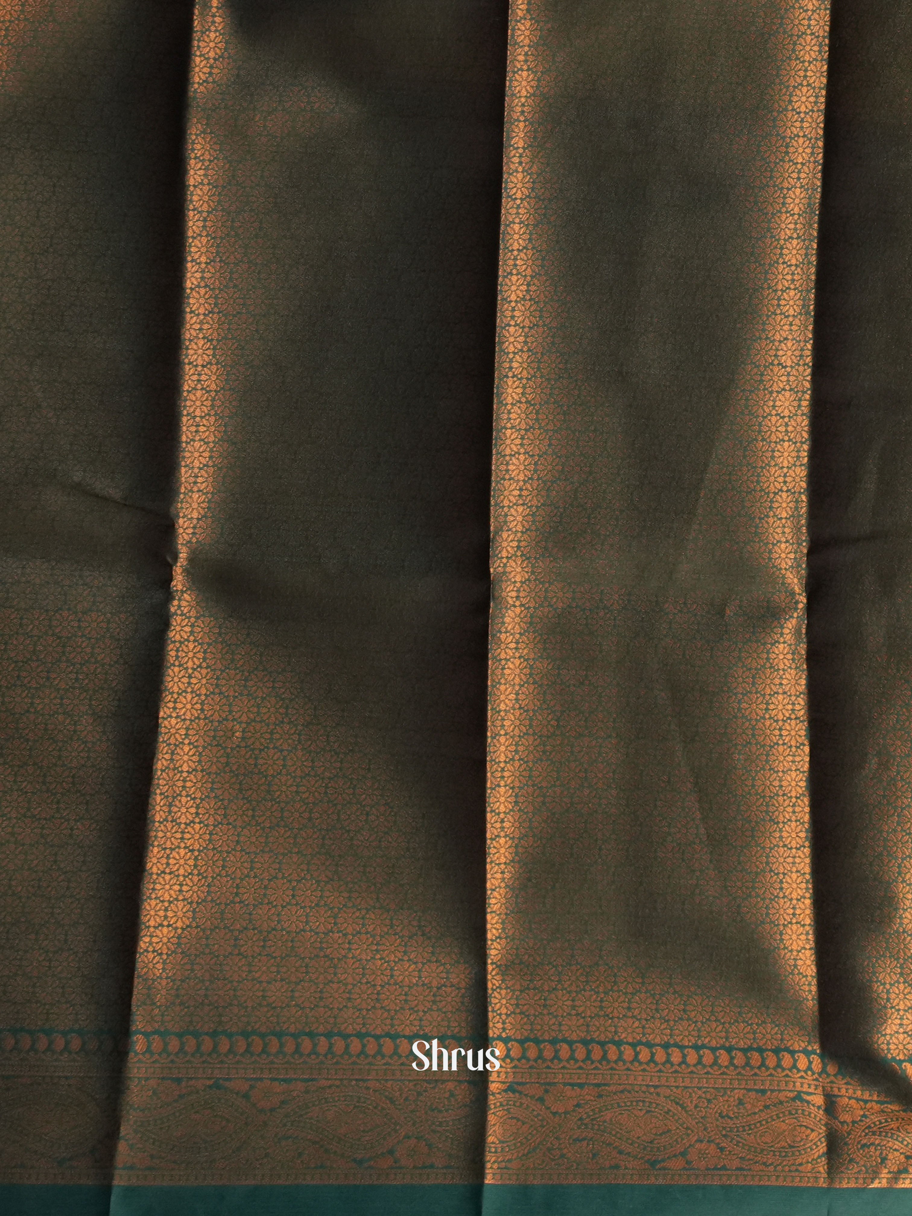 Mathulir Green & Green - Semi Softsilk - Shop on Shrus.com