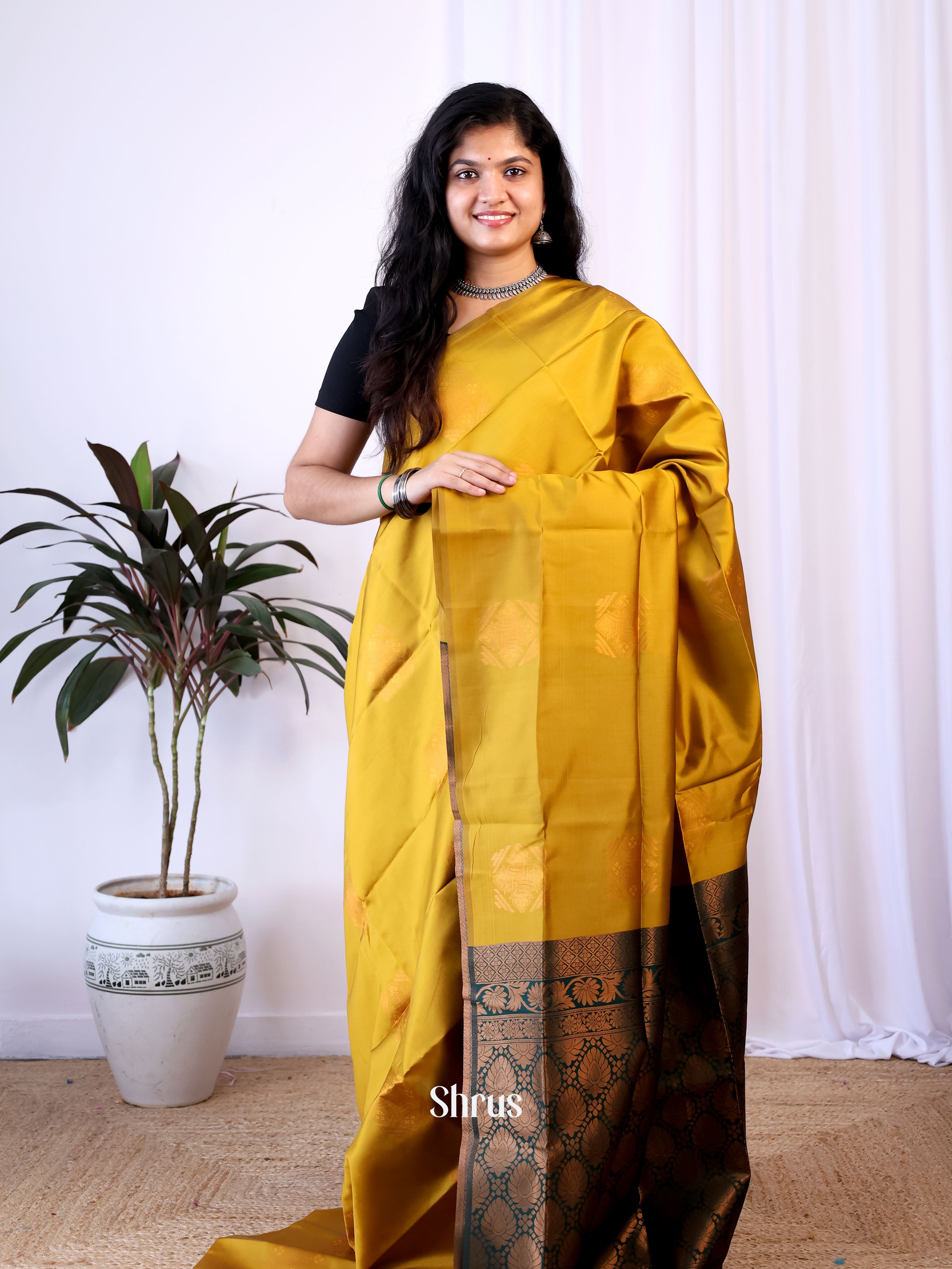 CIS15149 - Semi Softsilk Saree - Shop on Shrus.com
