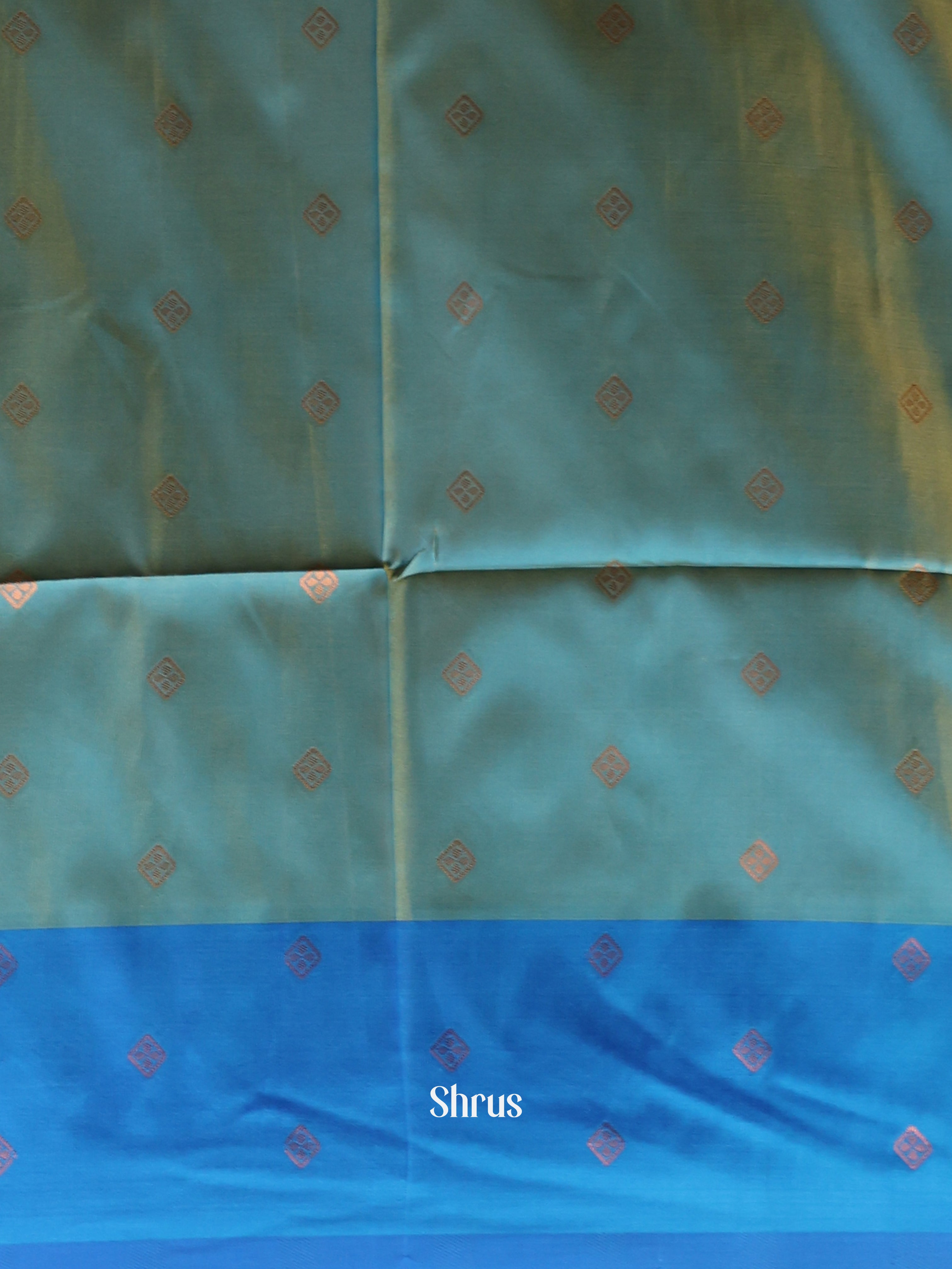 Peachish Pink & Green- Semi Softsilk - Shop on Shrus.com