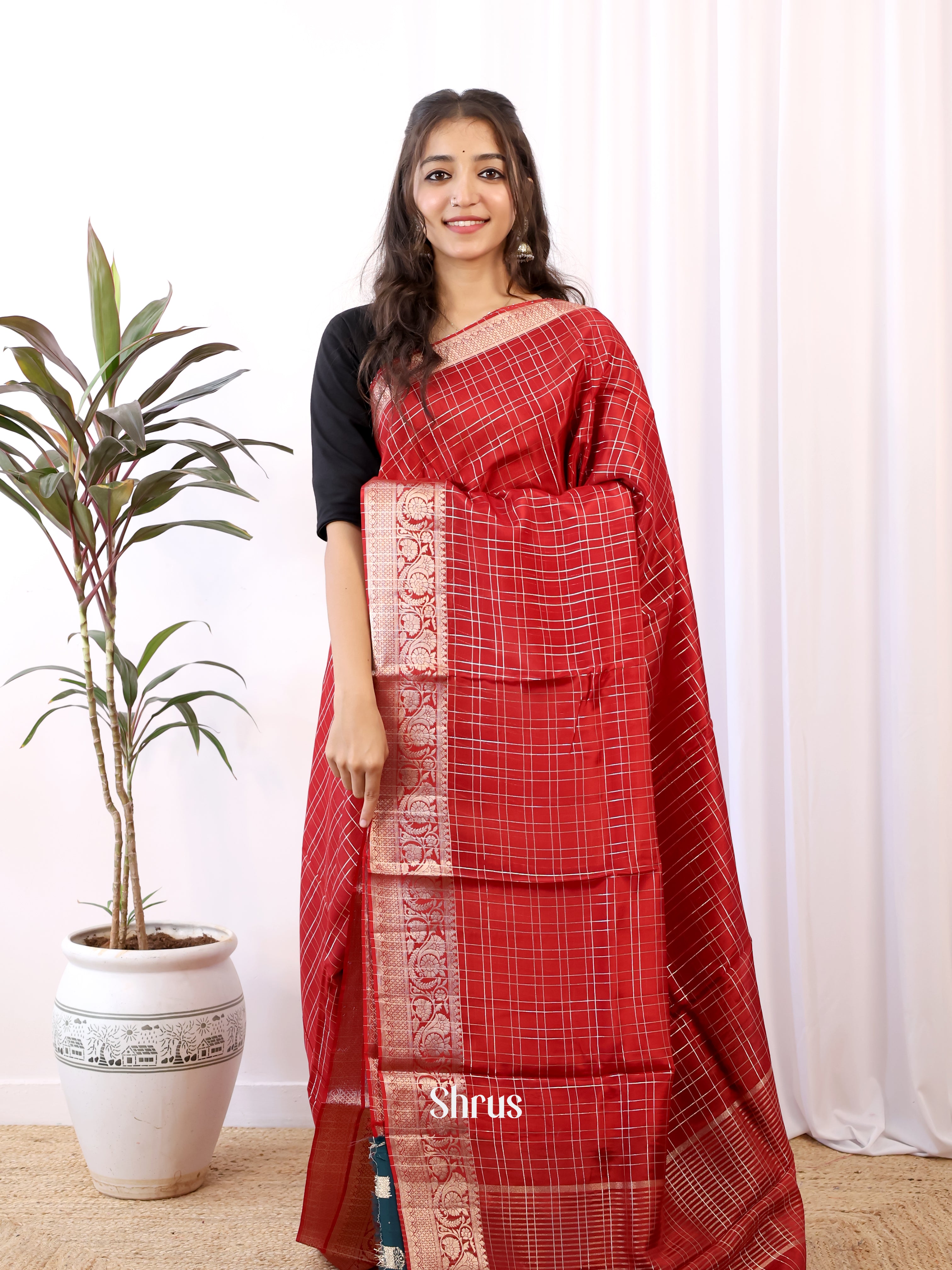 Red & Blue - Semi Organza Saree - Shop on Shrus.com