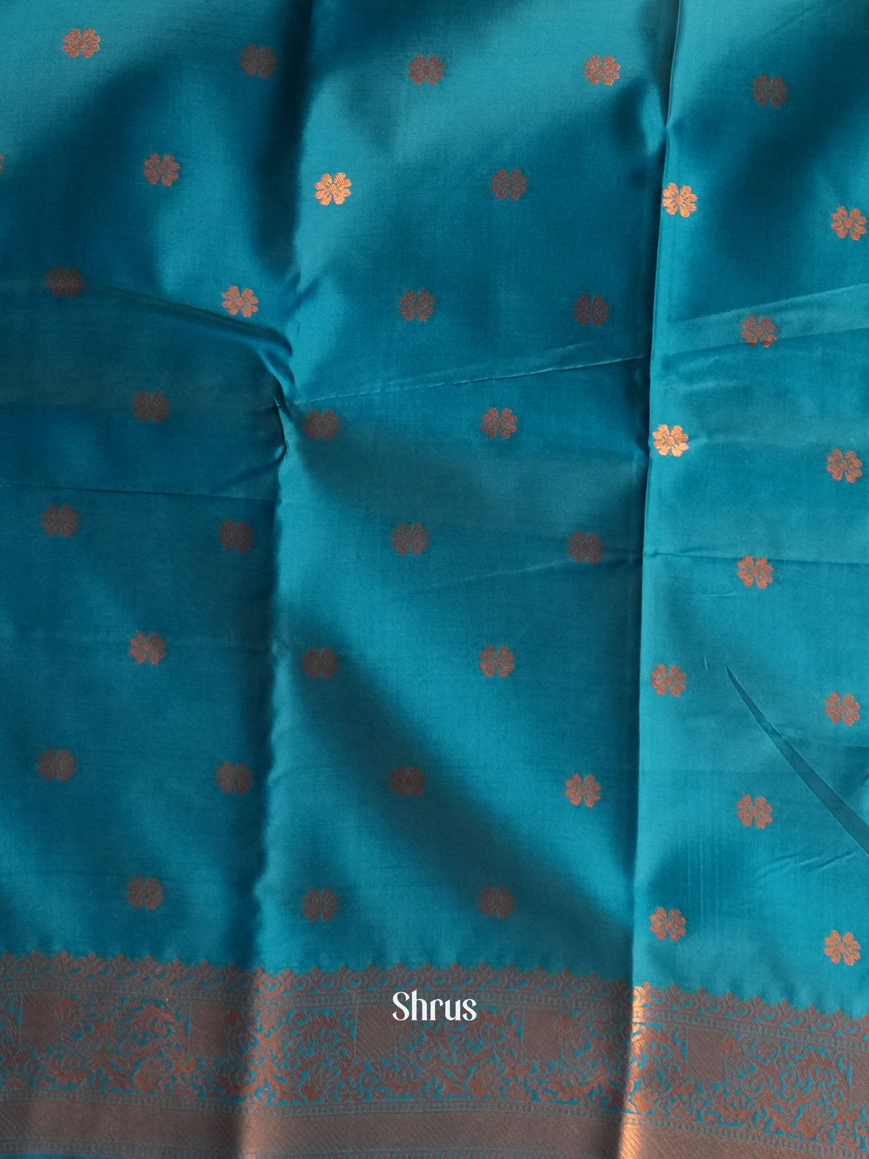 Mathulir Green - Semi Softsilk - Shop on Shrus.com