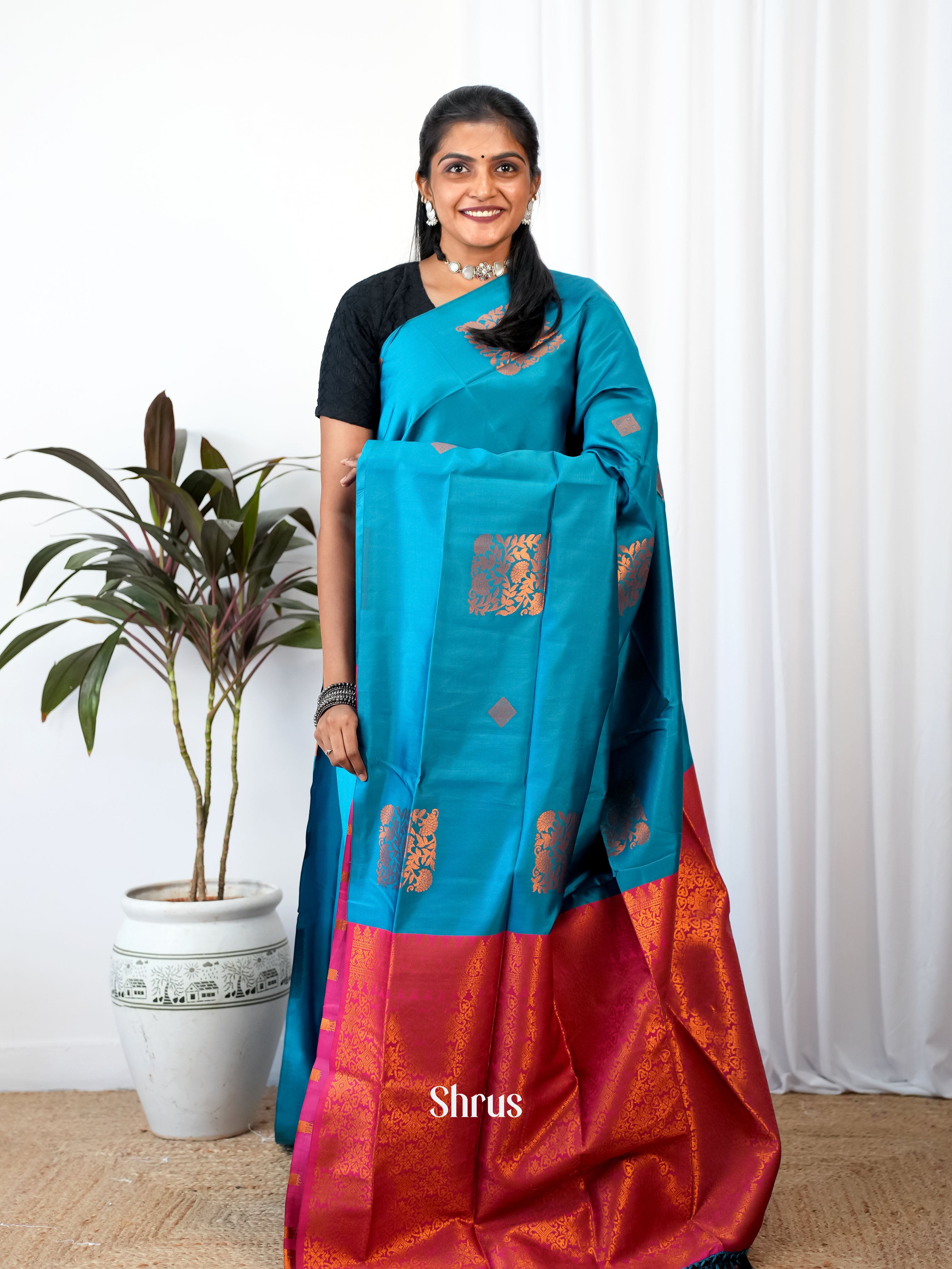 CIS15352 - Semi Softsilk - Shop on Shrus.com