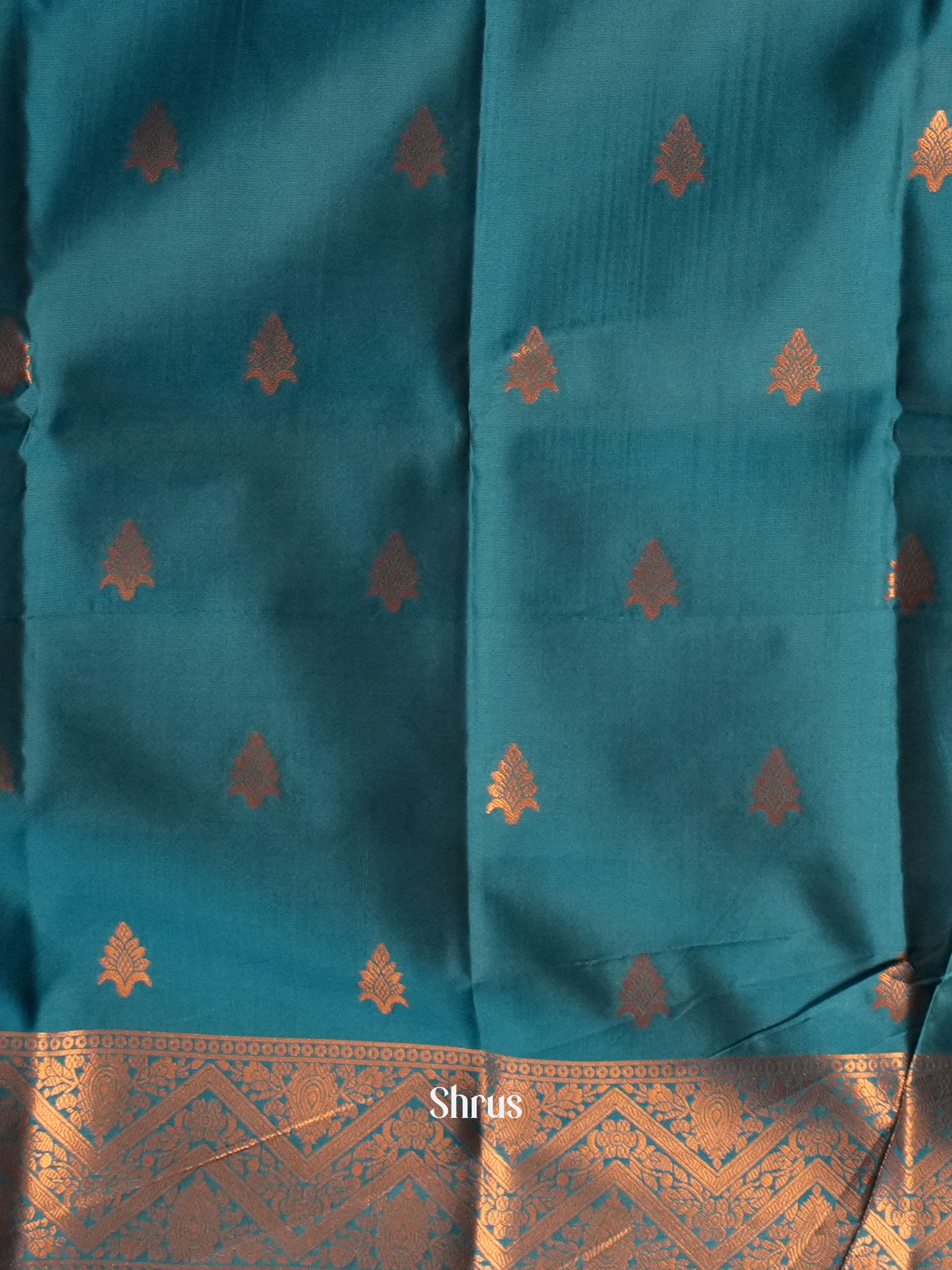 CIS15353 - Semi Softsilk - Shop on Shrus.com