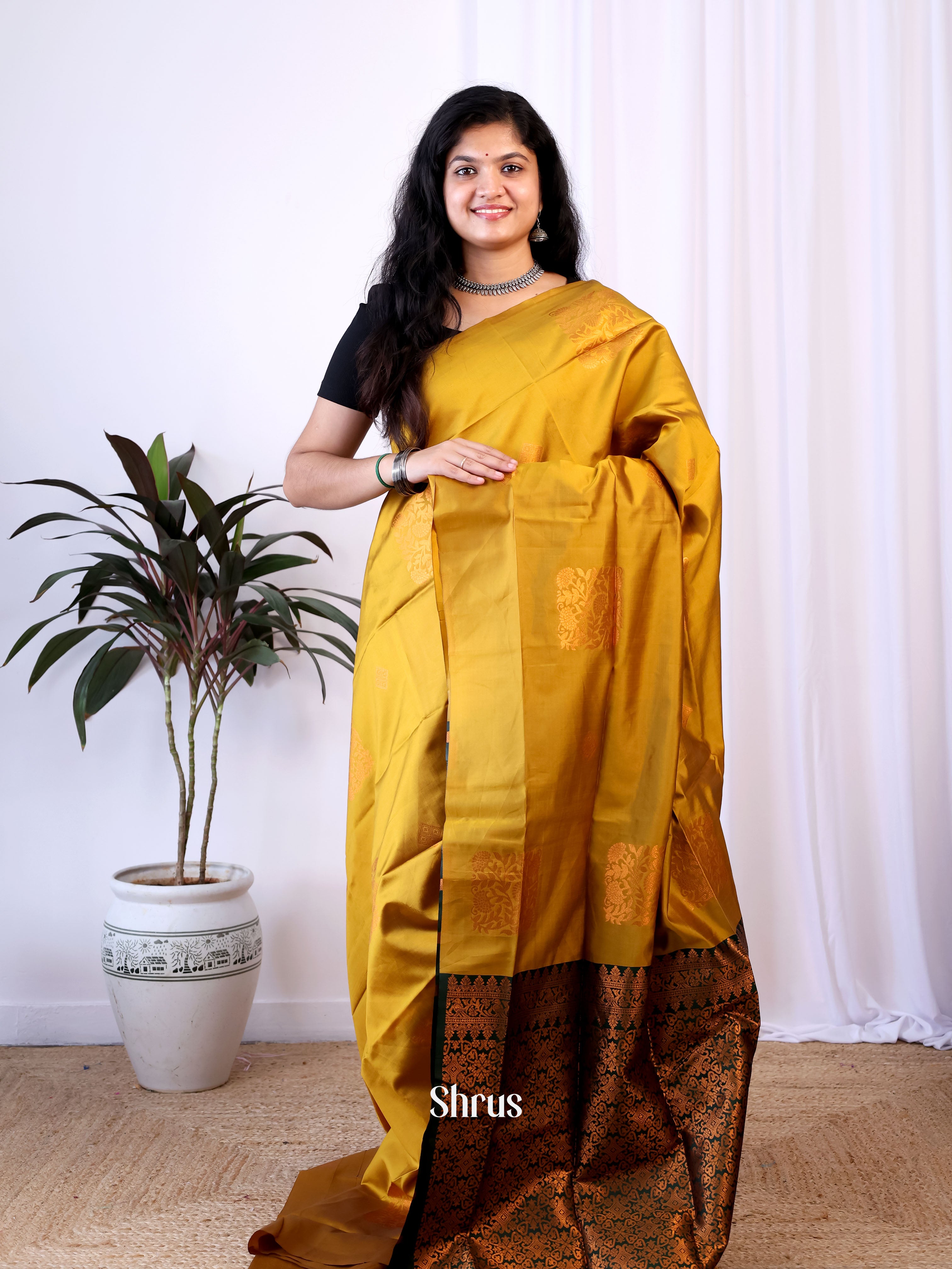 CIS15361 - Semi Softsilk Saree - Shop on Shrus.com