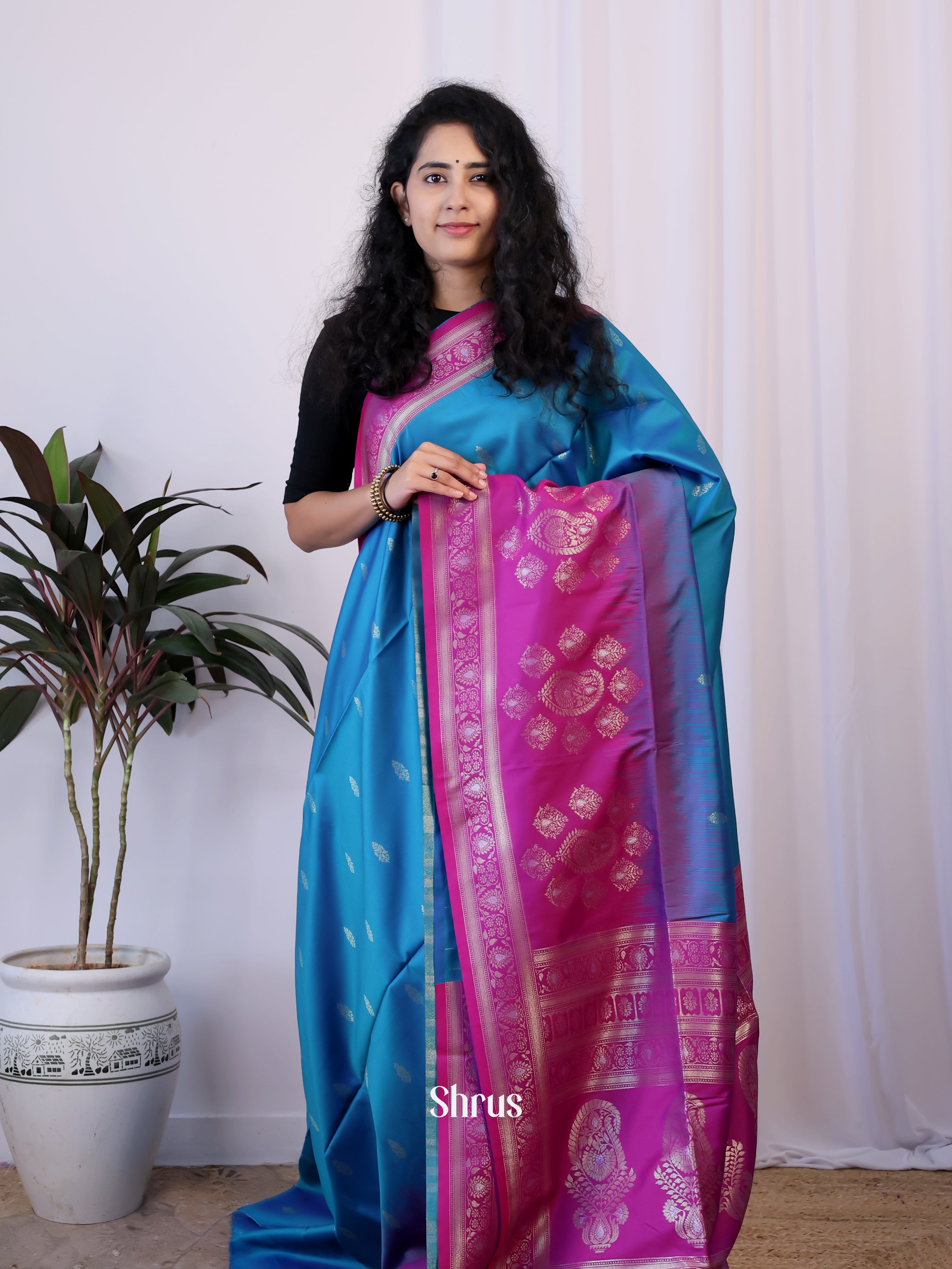 Blue & Majenta - Semi Softsilk Saree - Shop on Shrus.com