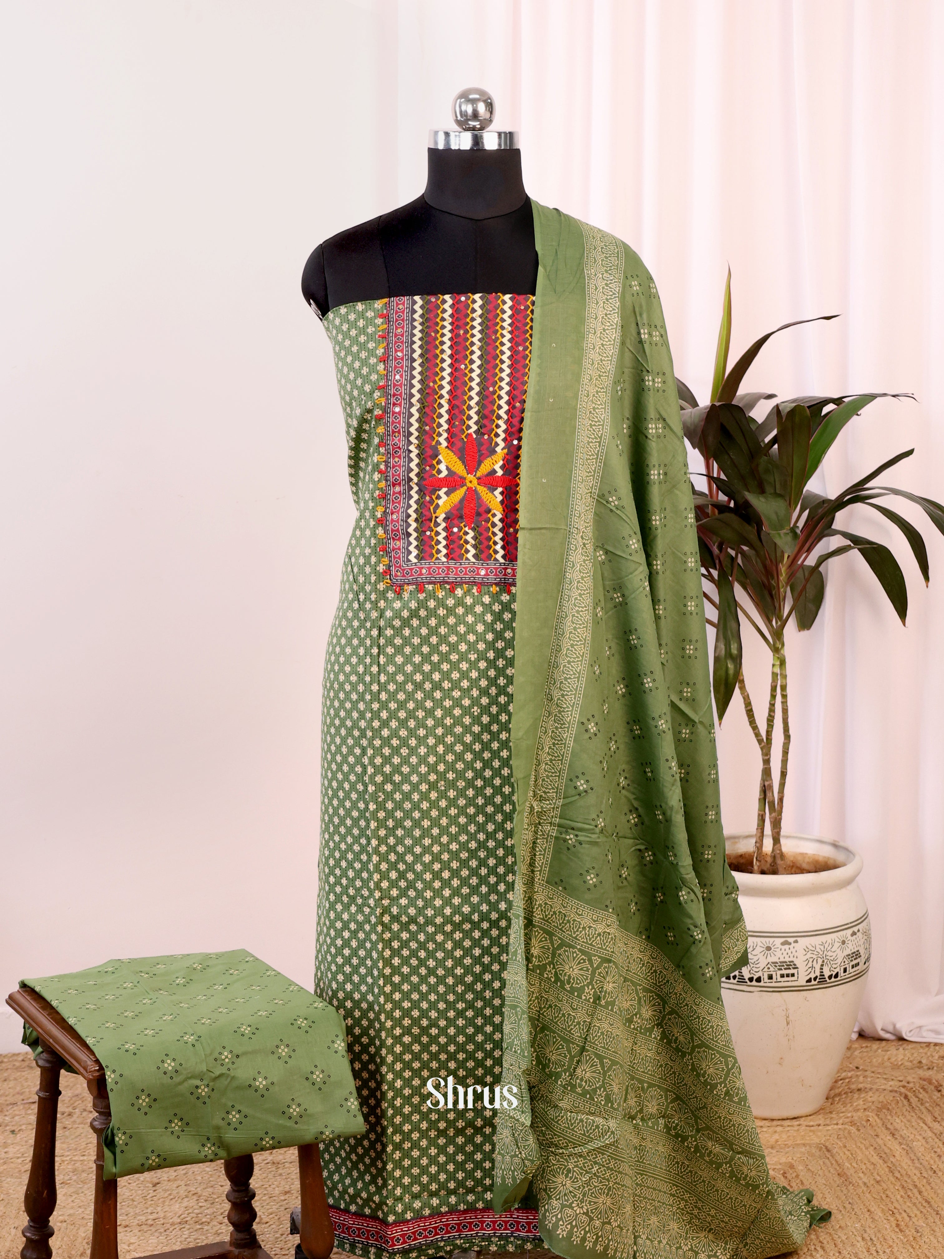 CIS15653 - Cotton salwar - Shop on Shrus.com